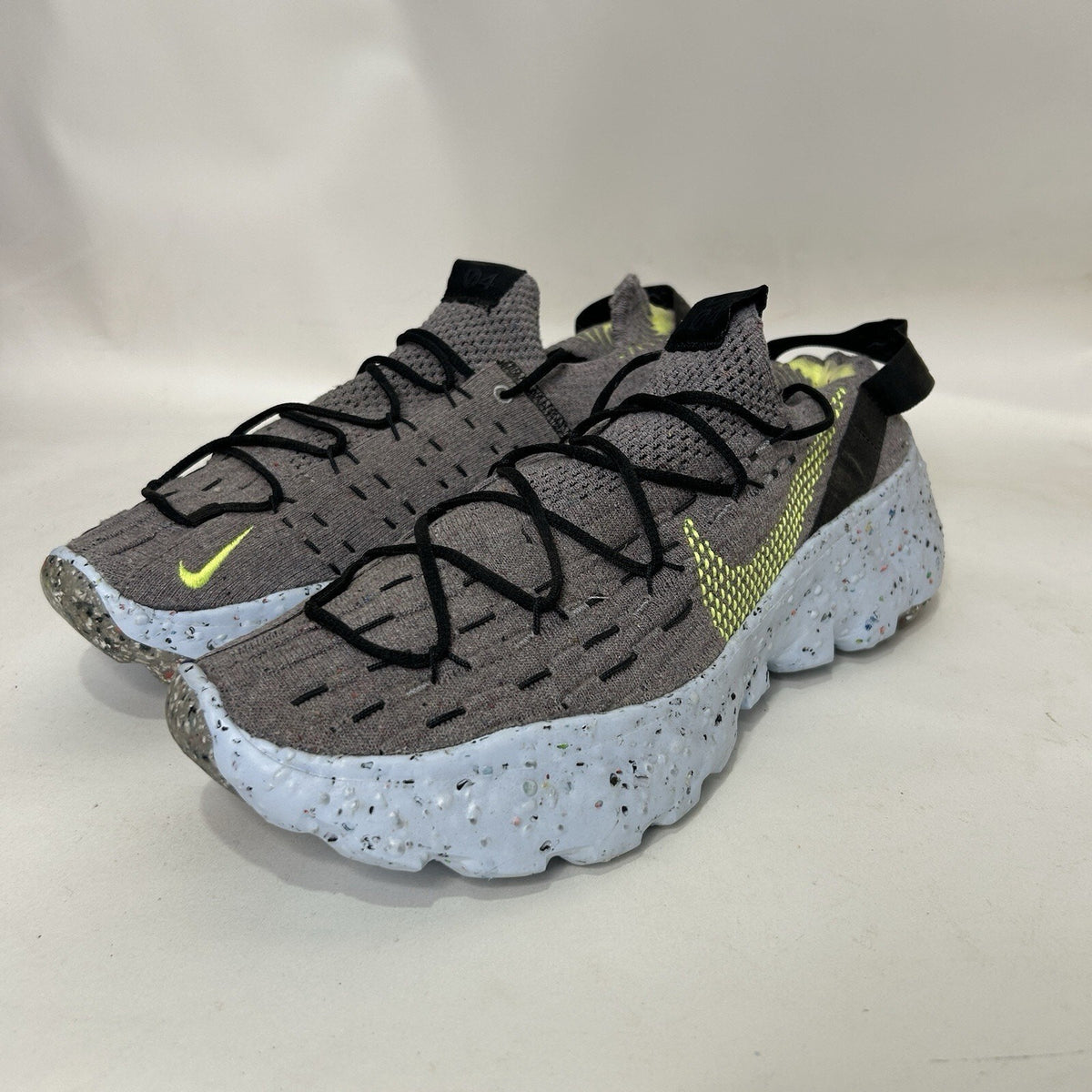 Nike Space Hippie 04 “Gray Volt”