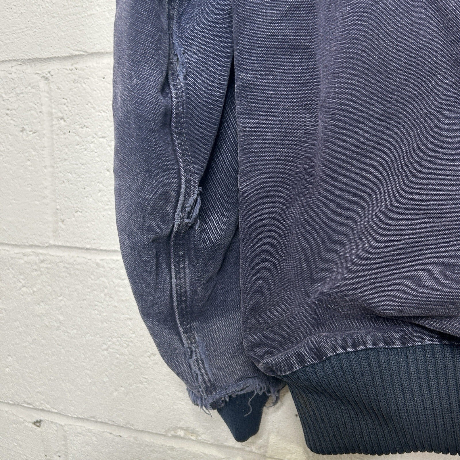 Vintage Faded Carhartt Quilted Santa Fe Jacket “Midnight Blue” J14 MDT Men’s XL