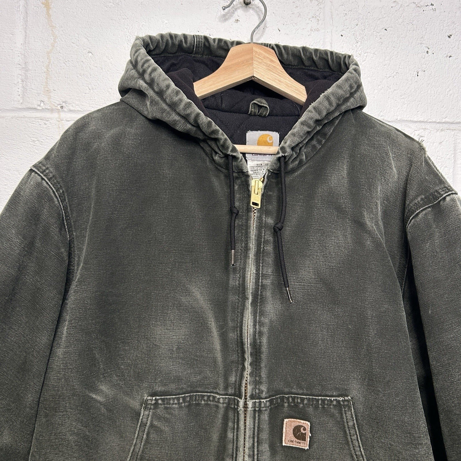 Vintage Carhartt Quilted Hooded Active Jacket “Moss Green” J130 MOS Men’s Large