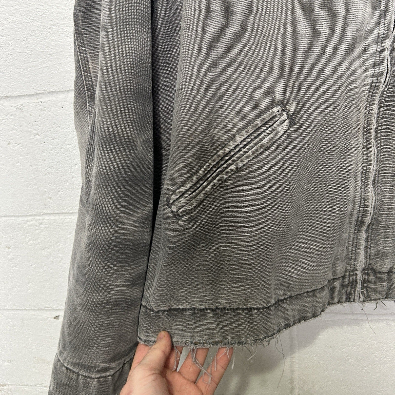 Thrashed Vintage Carhartt Blanket-Lined Detroit Jacket “Gravel” J97 GVL Men’s XL