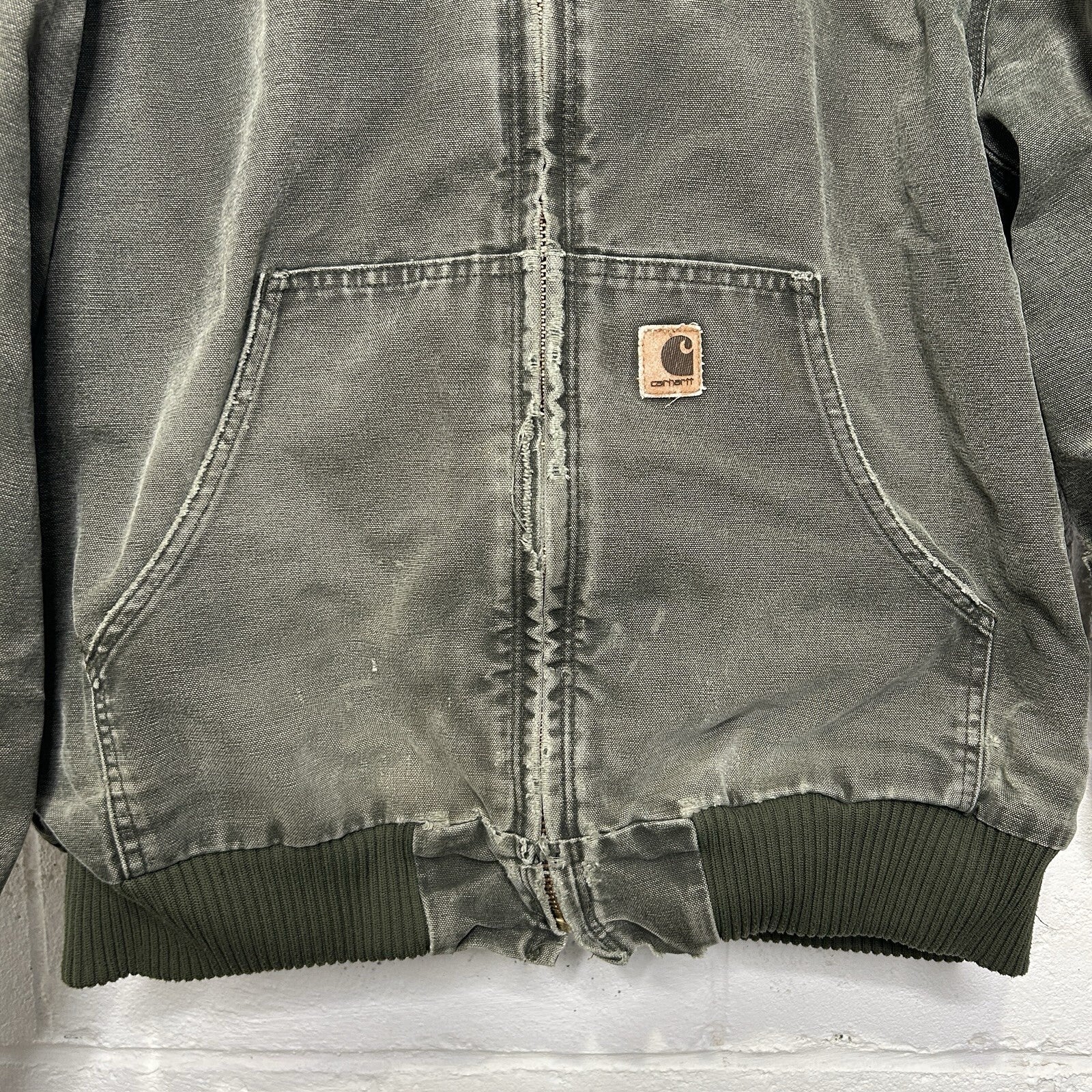Vintage Carhartt Quilted Hooded Active Jacket “Moss Green” J130 MOS Men’s Large