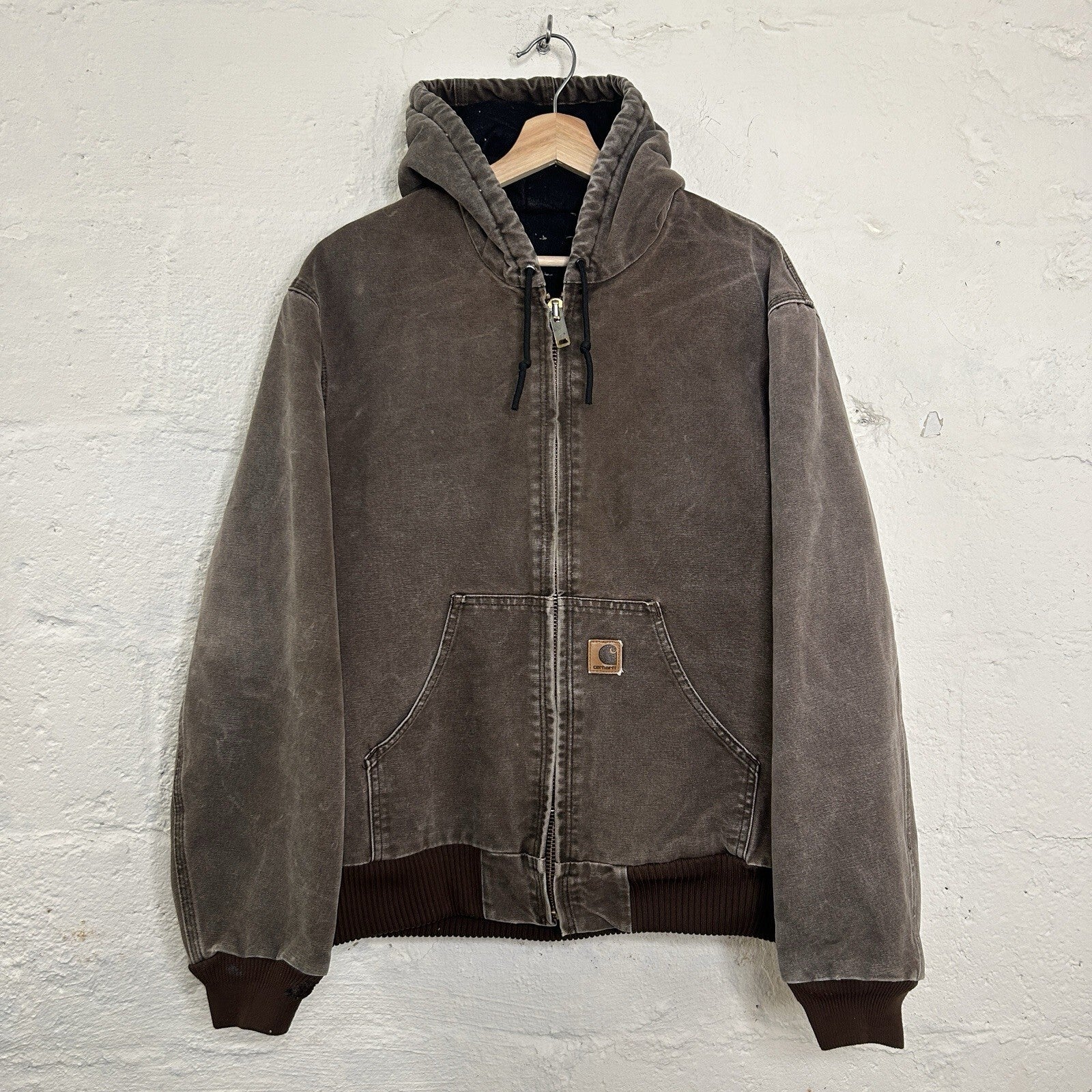 Vintage Carhartt Quilted Hooded Active Jacket “Chestnut” J130 CHT Men’s Medium