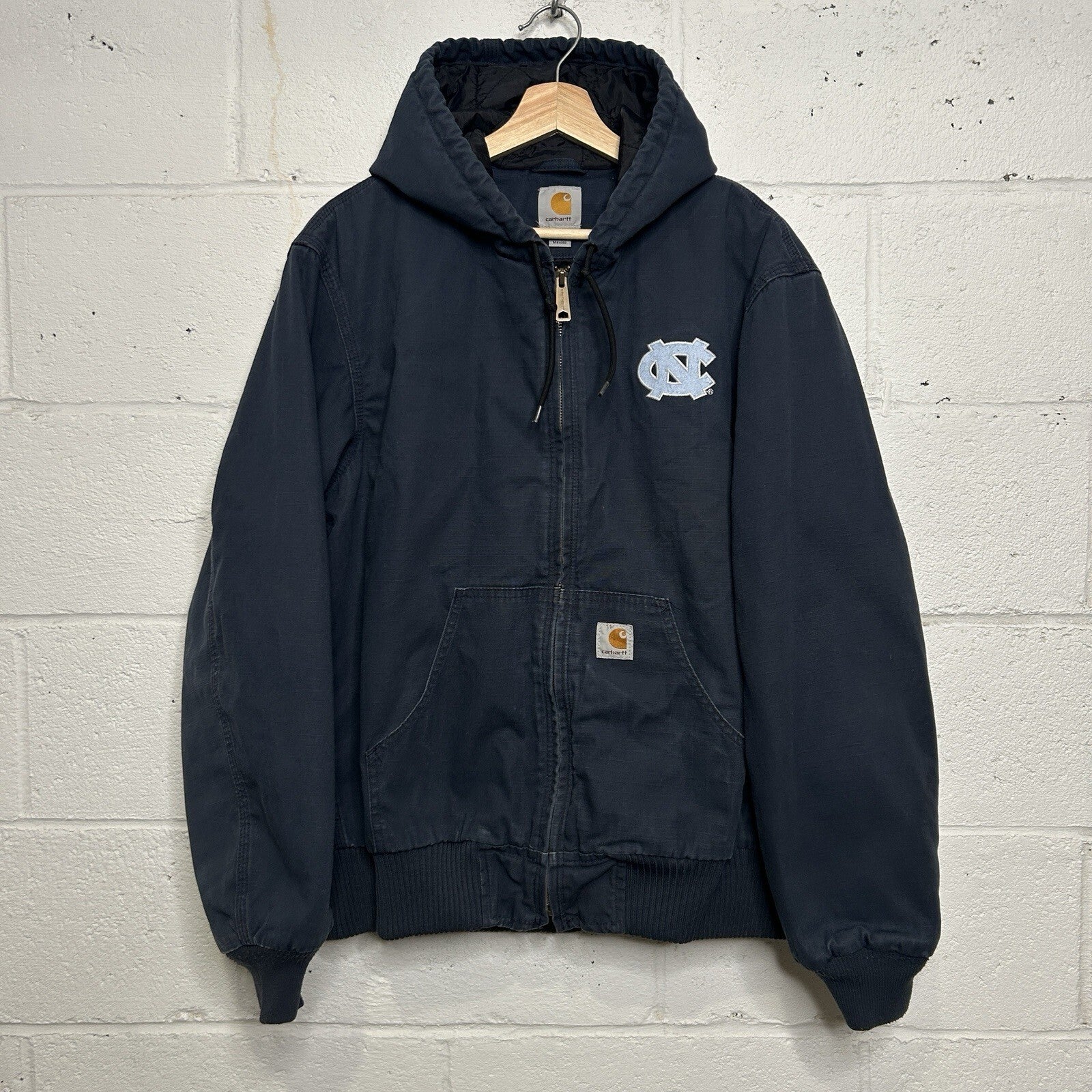 Y2K Carhartt Ripstop Hooded Active Jacket “UNC Tarheels” 100925-412 Men’s Medium