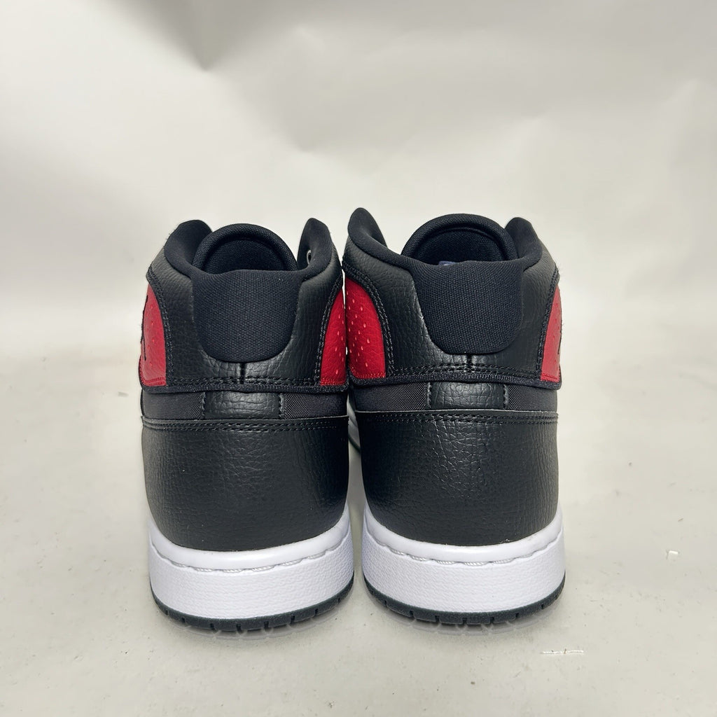 Air Jordan Access “Bred/Black Gym Red White” Sneakers AR3762-006 Men’s 11.5