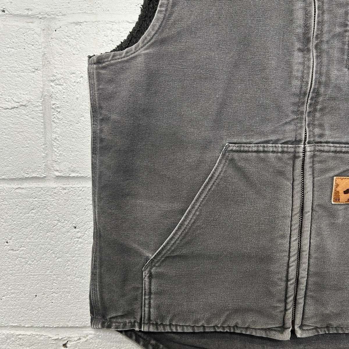 Carhartt Sandstone Sherpa-Lined Vest “Gravel” V33 GVL