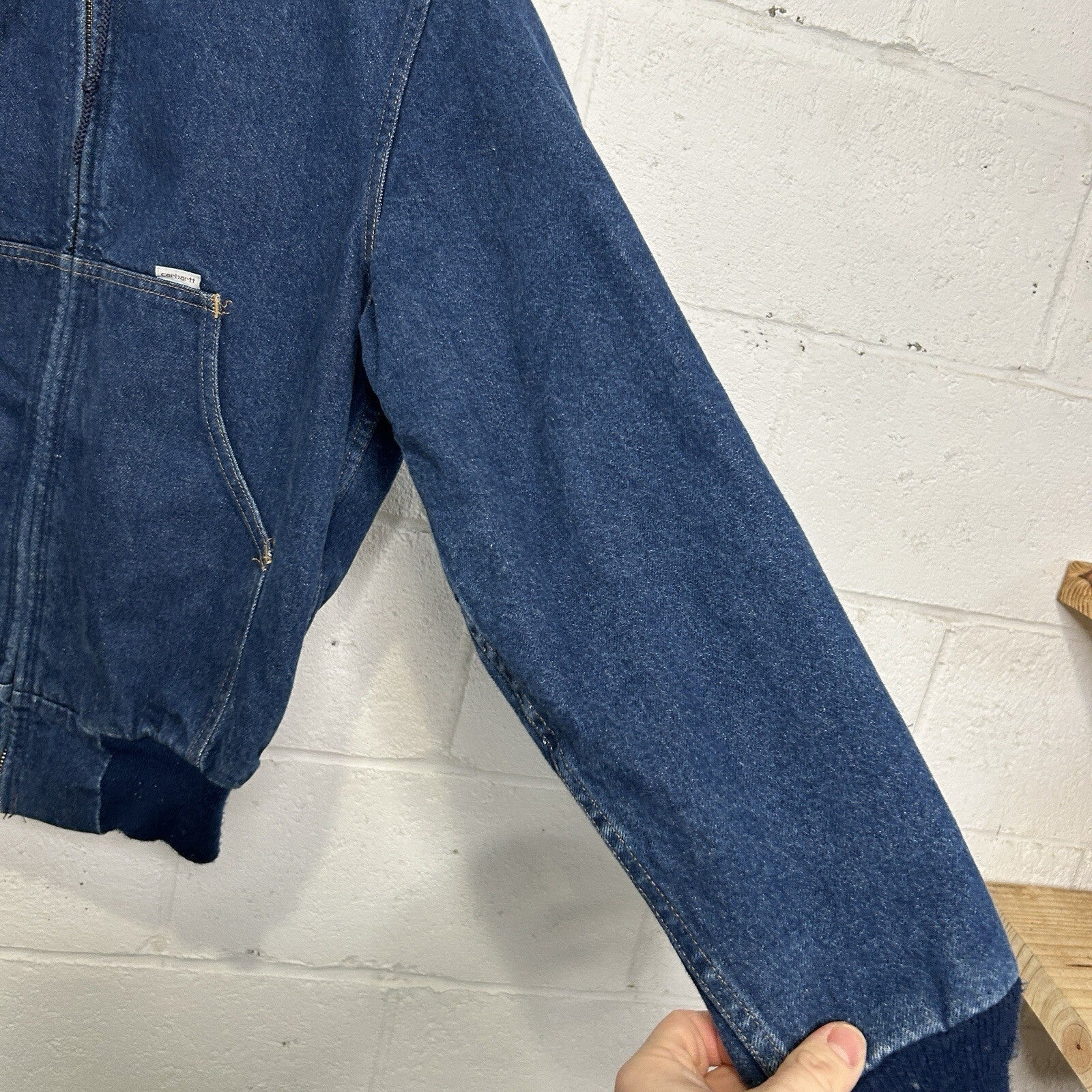 VTG Carhartt Flannel-Lined Hooded Active Jacket “Blue Denim” JF848 Men’s Small