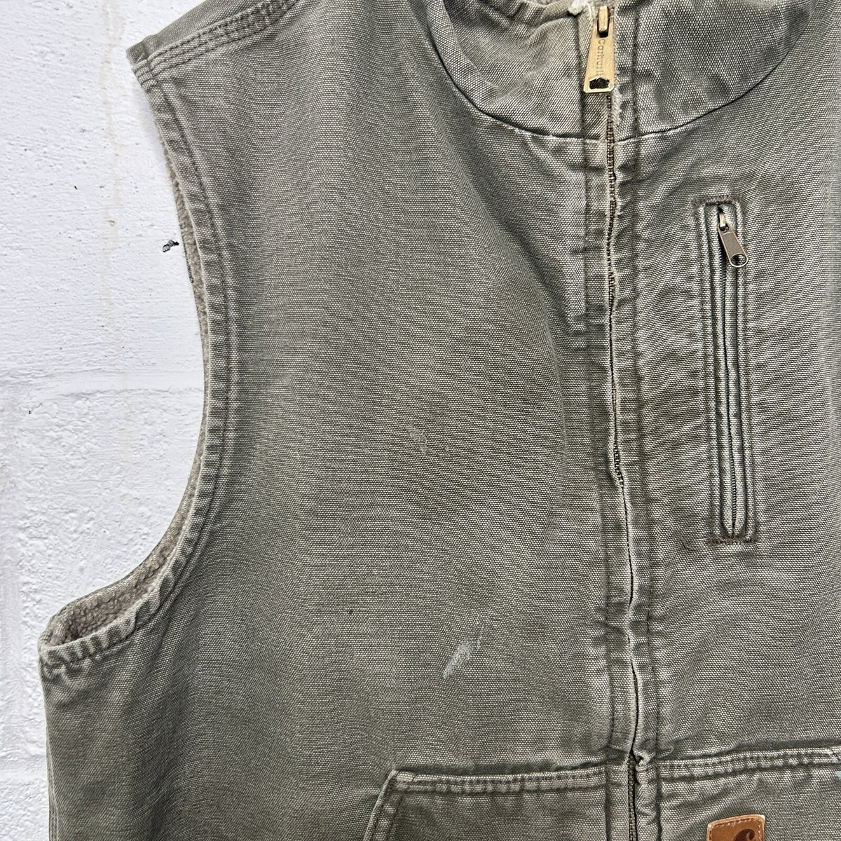 Y2K Carhartt Sherpa-Lined Vest “Army Green” V33 ARG