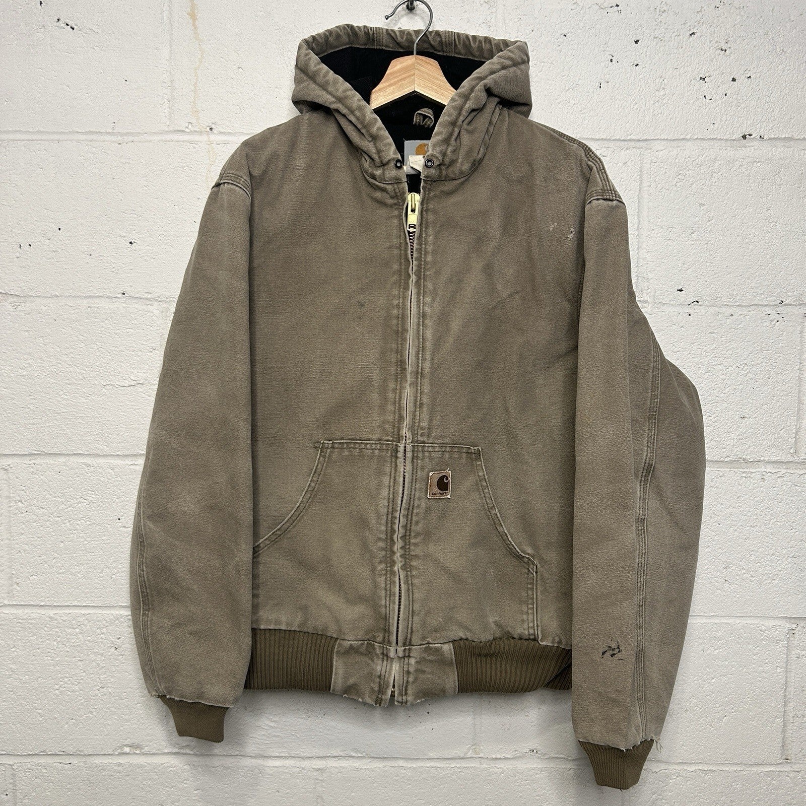 Carhartt Sandstone Quilted Hooded Active Jacket “Desert” J130 DES Men’s Medium