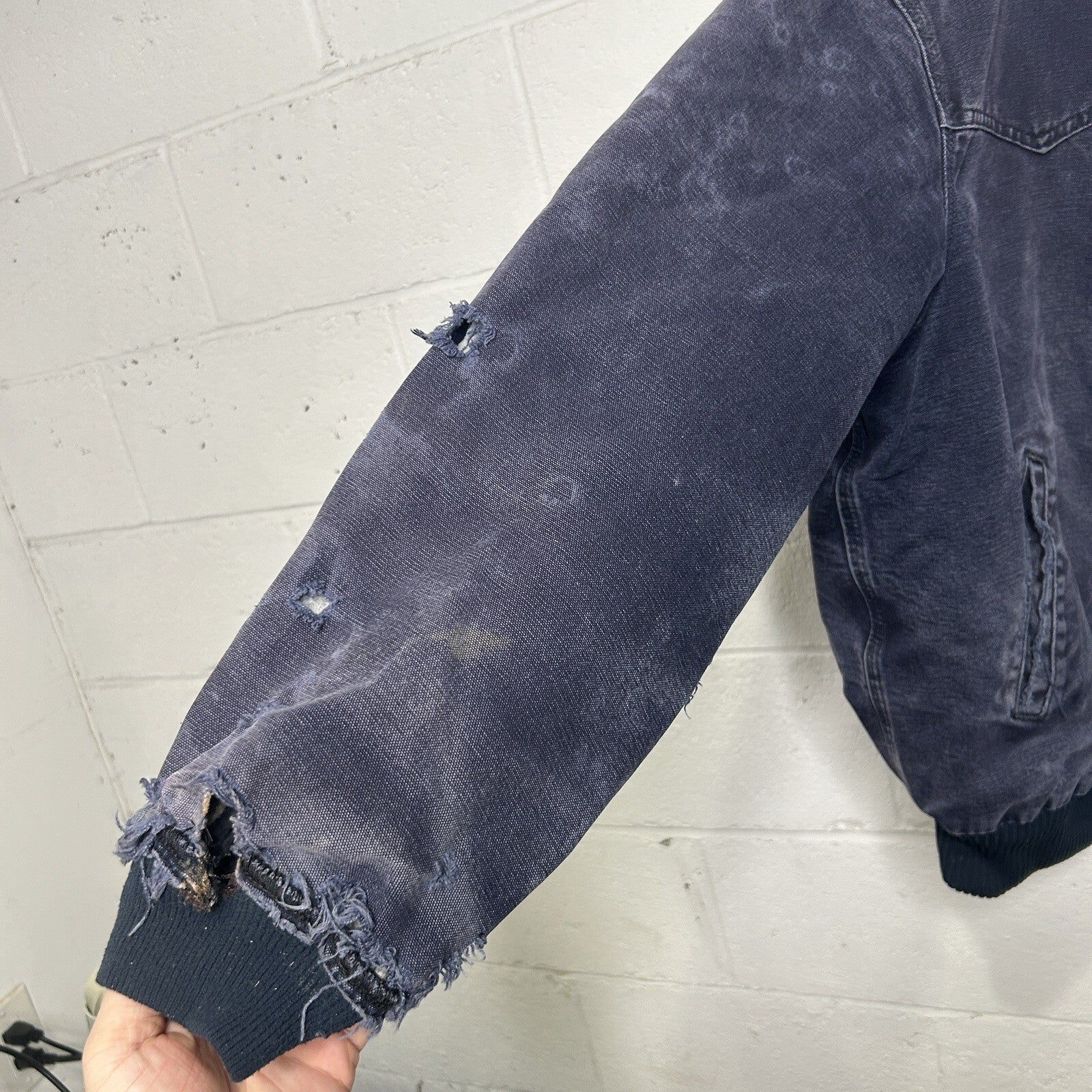 Vintage Faded Carhartt Quilted Santa Fe Jacket “Midnight Blue” J14 MDT Men’s XL