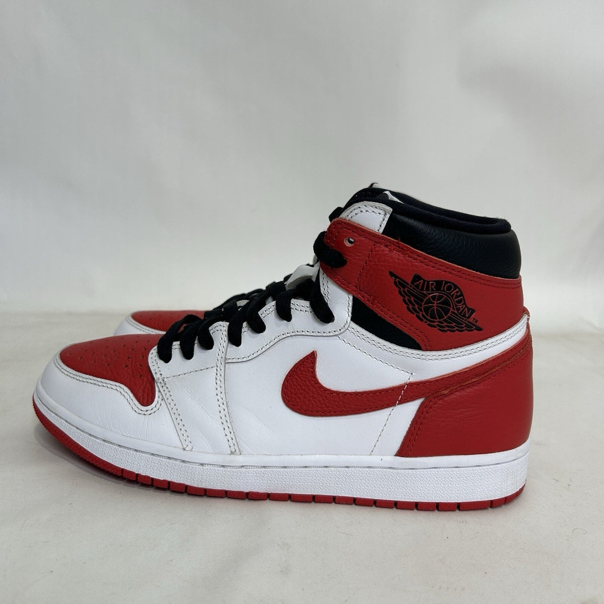 Nike Air Jordan 1 Retro High OG “Heritage/Red White Black”