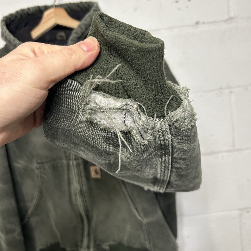 Vintage Carhartt Quilted Hooded Active Jacket “Moss Green” J130 MOS Men’s Large