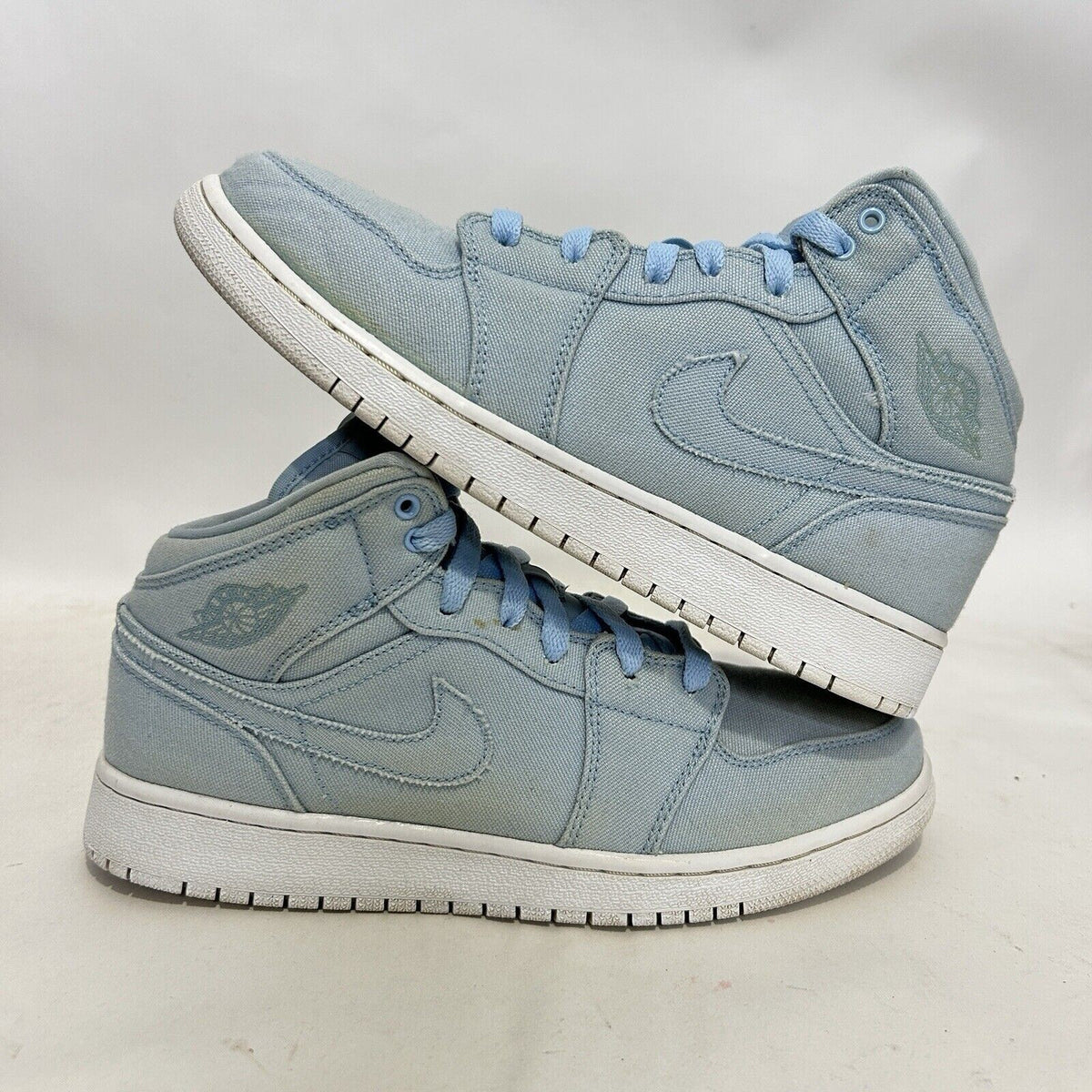 Nike Air Jordan 1 Mid Retro BG “Easter Blue”