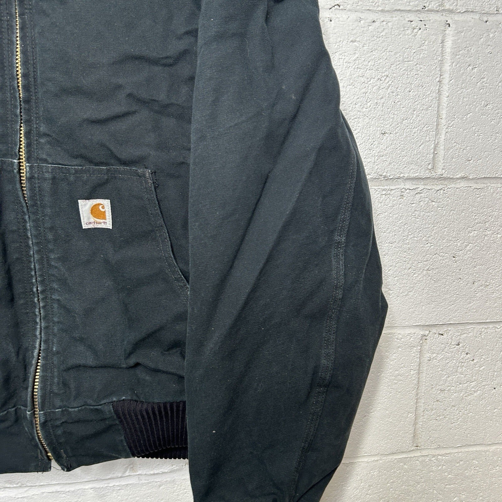 Vintage Carhartt Quilted Hooded Active Jacket “Black” J140 BLK Men’s X-Large