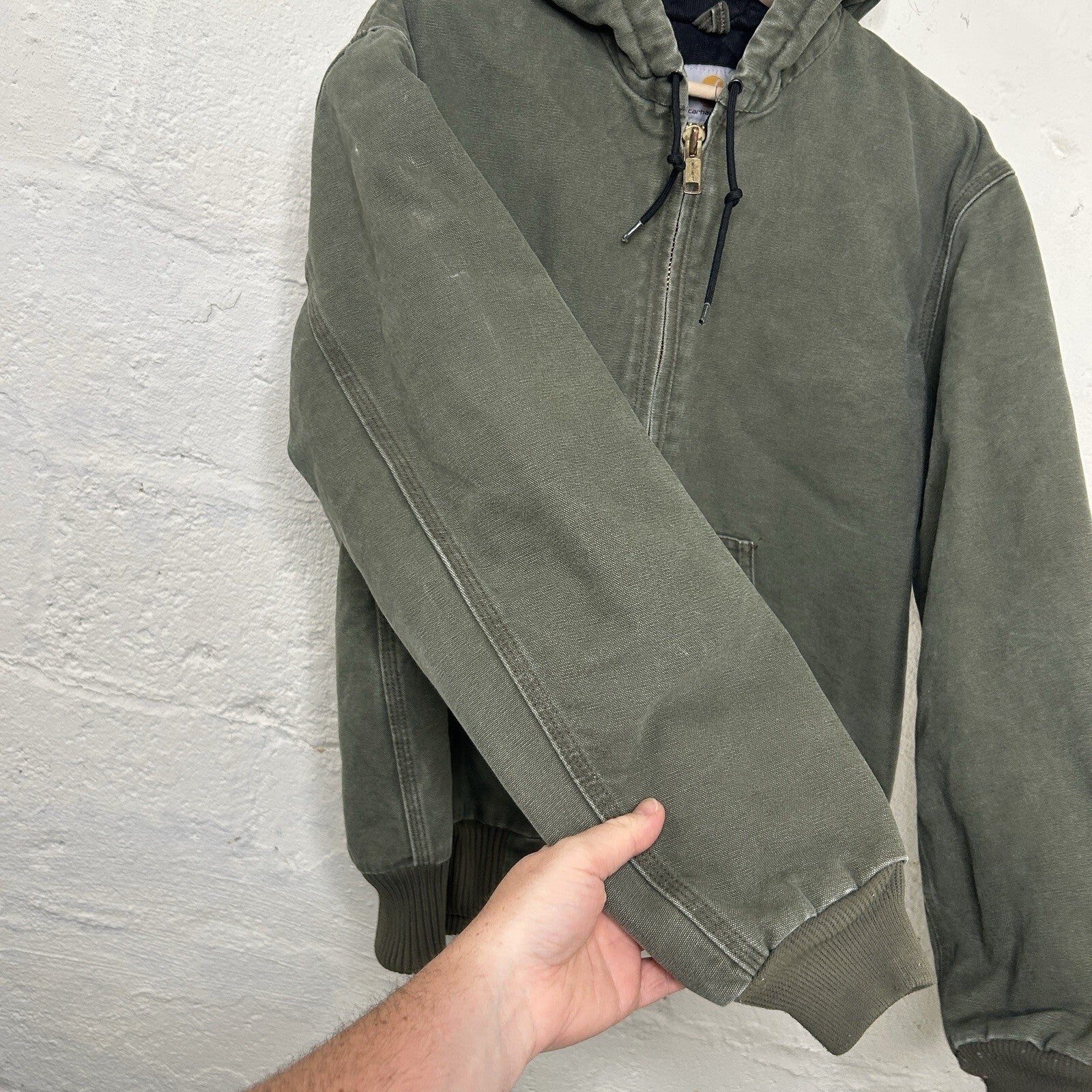 Vintage Carhartt Quilted Active Jacket “Army Green” J130 ARG Men’s Medium