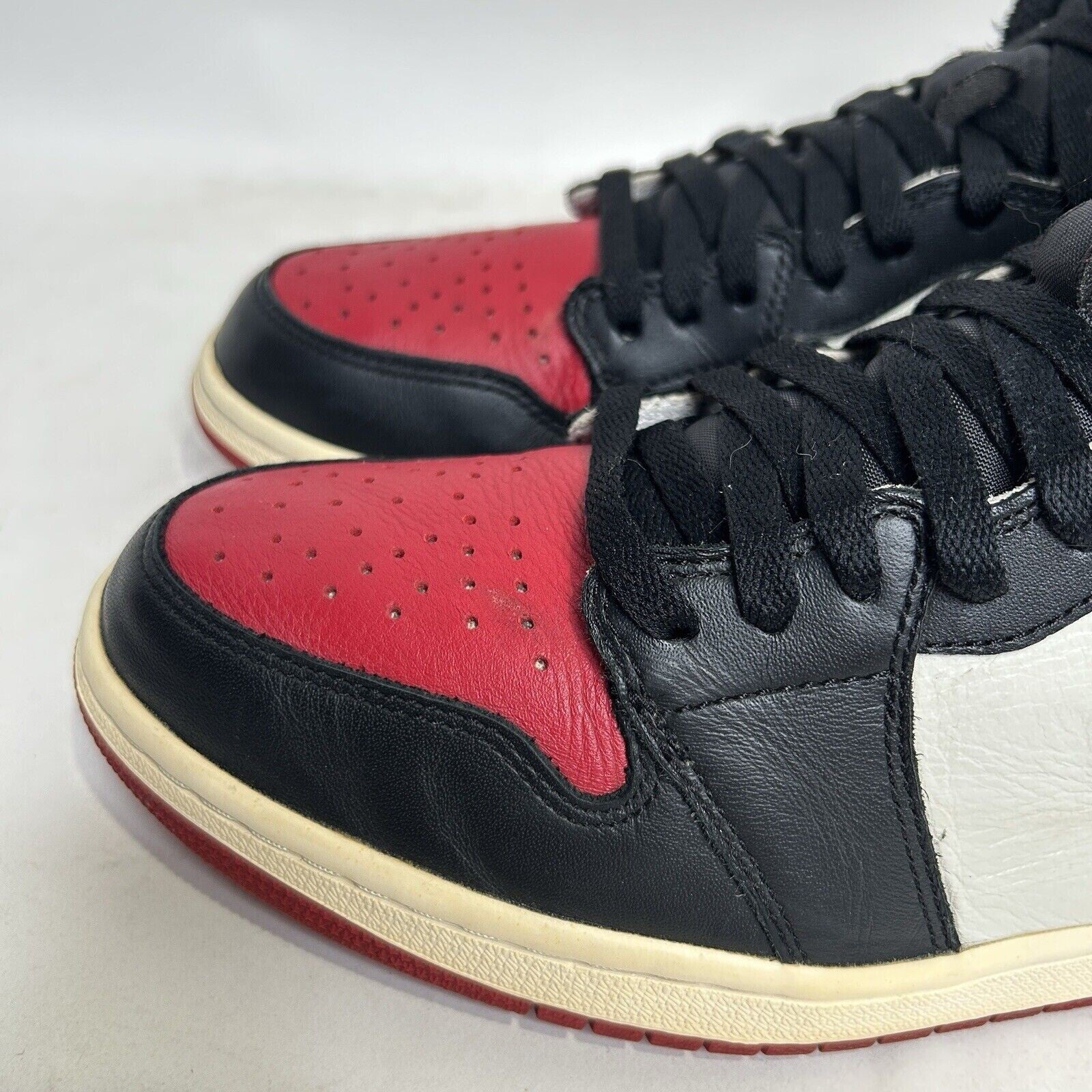 Nike Shoes Air Jordan 1 Retro OG High “Bred Toe/Chicago” 555088–610 Men’s 9.5
