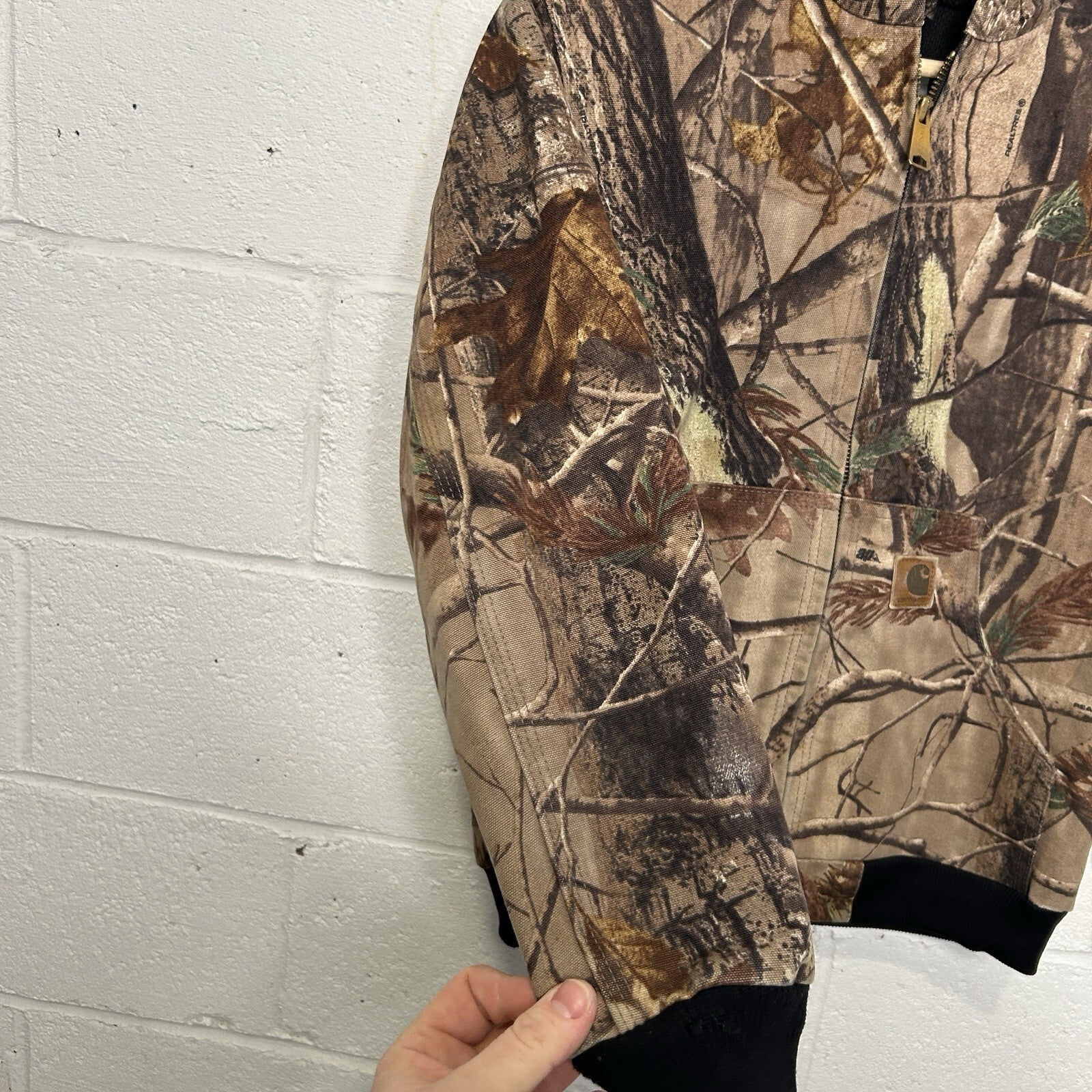Vintage Carhartt Realtree Thermal-Lined Active Jacket “Camo” YYJ220 CAP Youth L