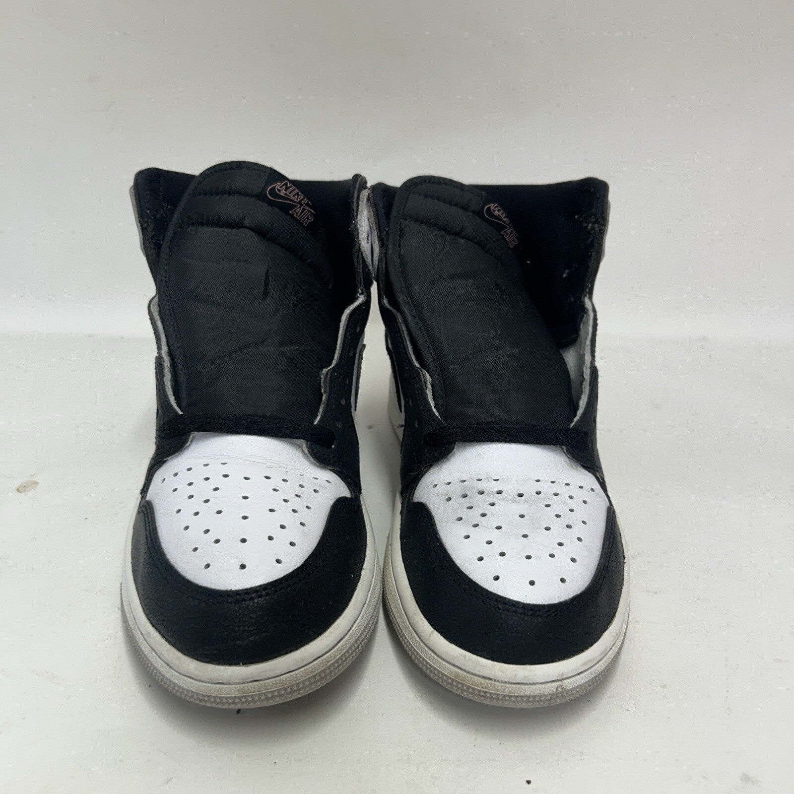 Nike Air Jordan 1 Retro High OG “Stage Haze”  555088-108 Men’s 9 Worn