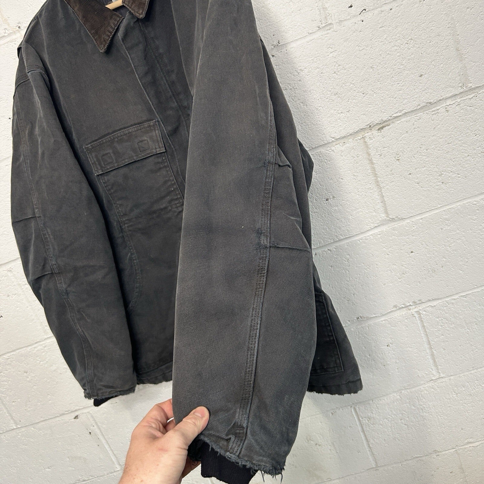 Carhartt Quilt-Lined Artic Traditional Jacket “Black” C003 BLK Men’s X-Large