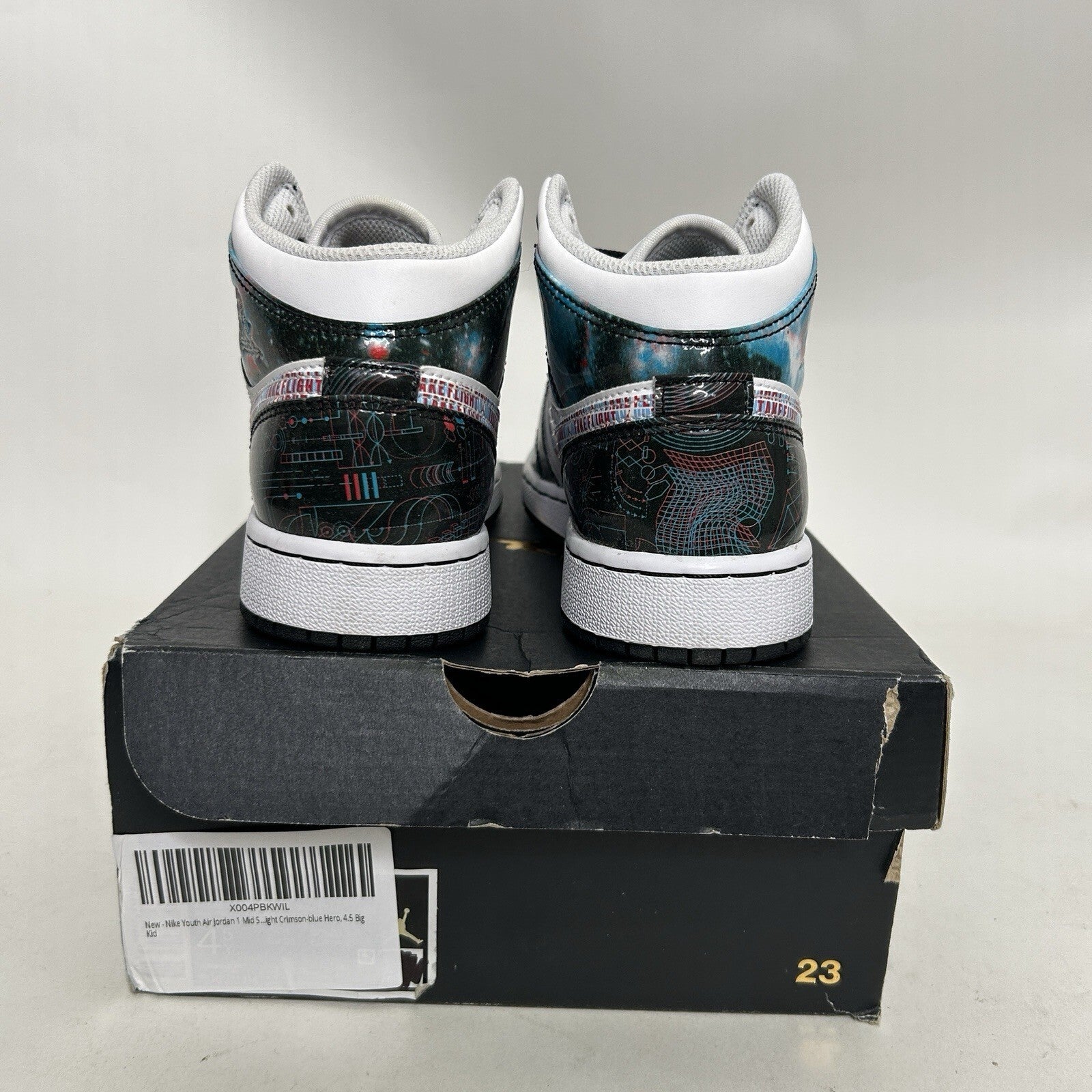 Nike Air Jordan 1 Mid Retro SE GS “Take Flight” BQ6931-114 4.5Y/Women’s 6 Worn