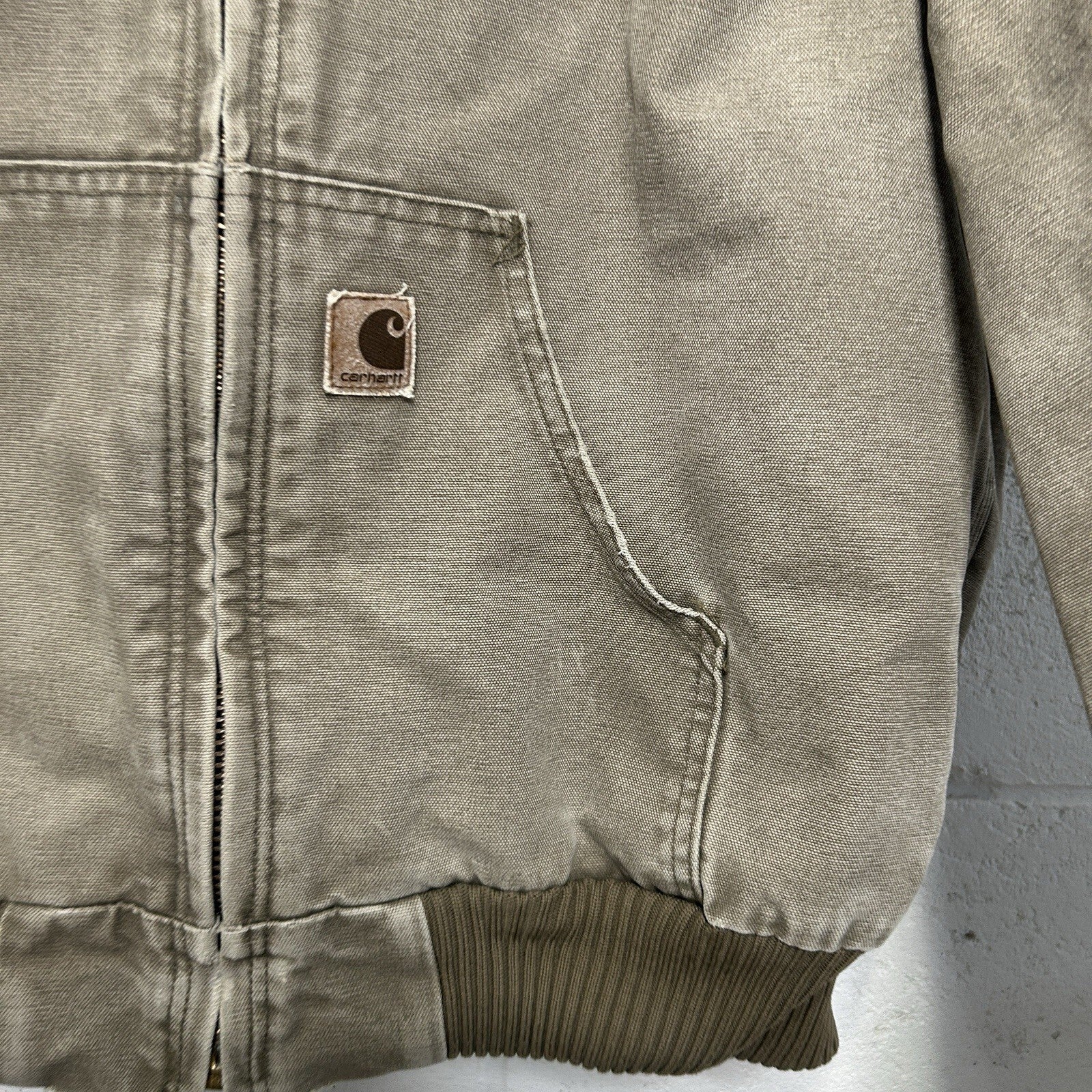 Carhartt Sandstone Quilted Hooded Active Jacket “Desert” J130 DES Men’s Medium