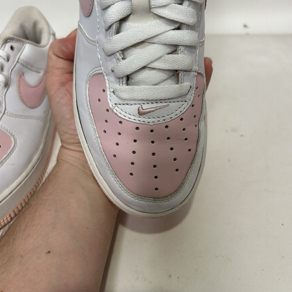 Nike Air Force 1 WMNS “White Glacier Pink” 2004