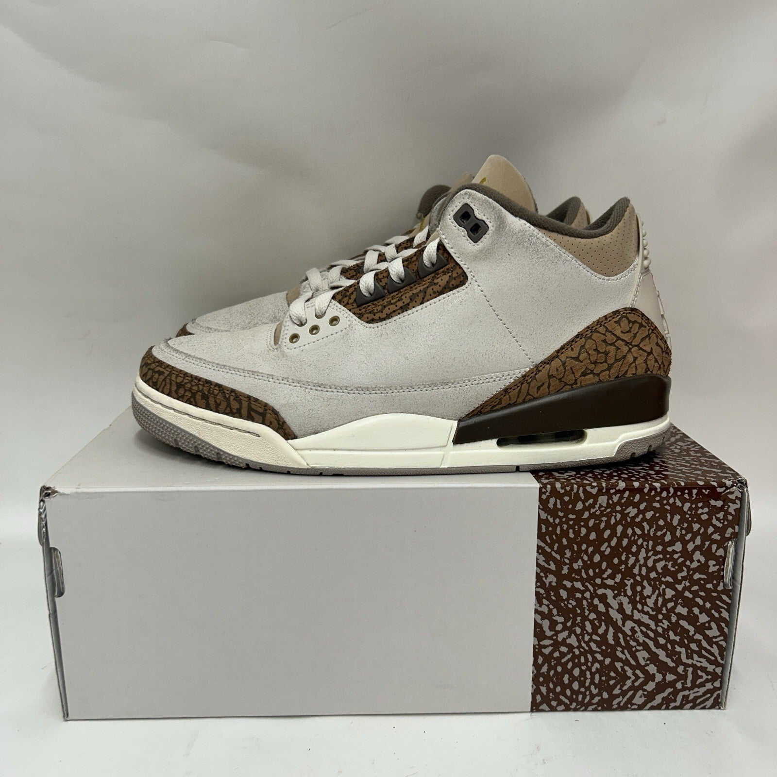 Nike Air Jordan 3 Retro OG “Palomino Brown White” CT8532-102 Men’s 10 Worn