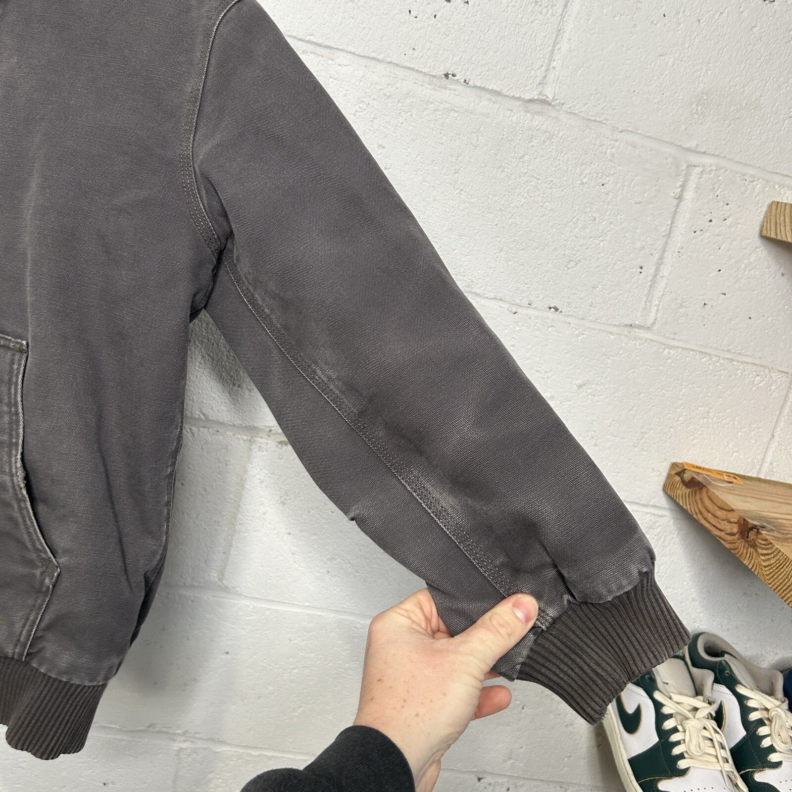 Vintage Carhartt Hooded Active Jacket “Grey” Youth Large/Women’s Extra-Small