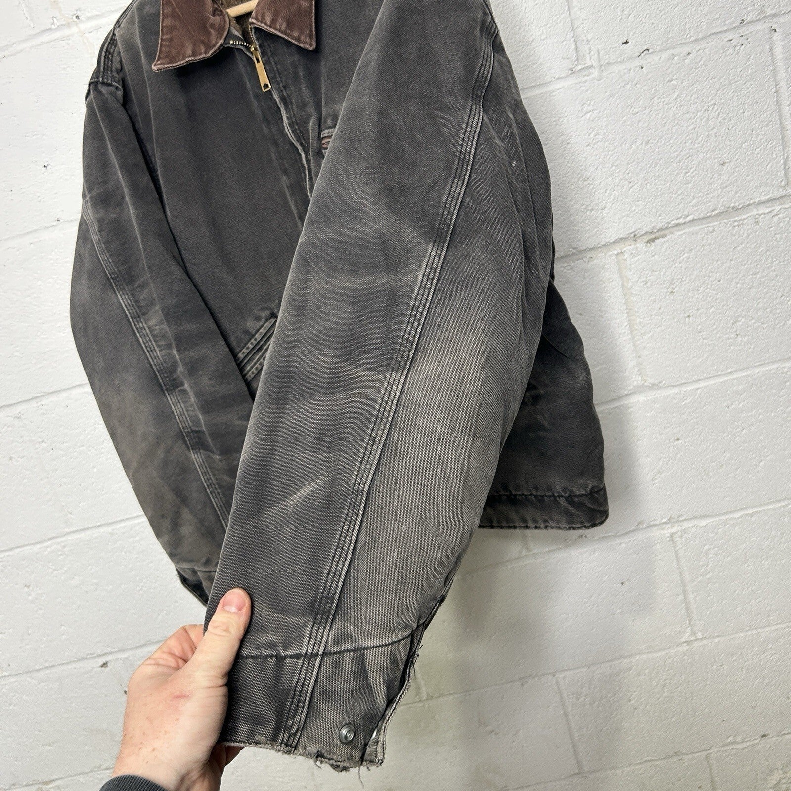 Vintage Distressed Blanketed Carhartt Detroit Jacket “Black” J97 BLK Men’s XL