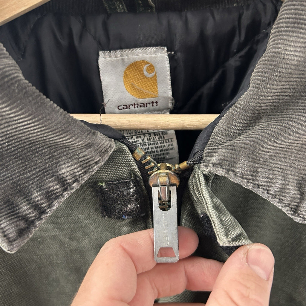 Vintage Carhartt Quilted Artic Jacket “Moss Green” C26 MOS Men’s Large