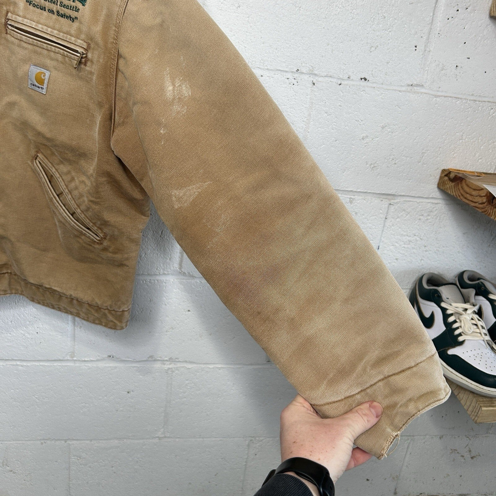 Vintage Carhartt Blanket-Lined Detroit Jacket “Brown” J01 BRN 44R/Men’s Large