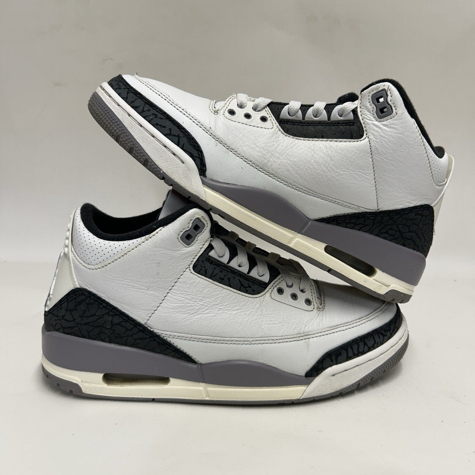 Nike Air Jordan 3 Retro “Cement Grey White Fire Red” CT8532-106 Men’s 9 Worn