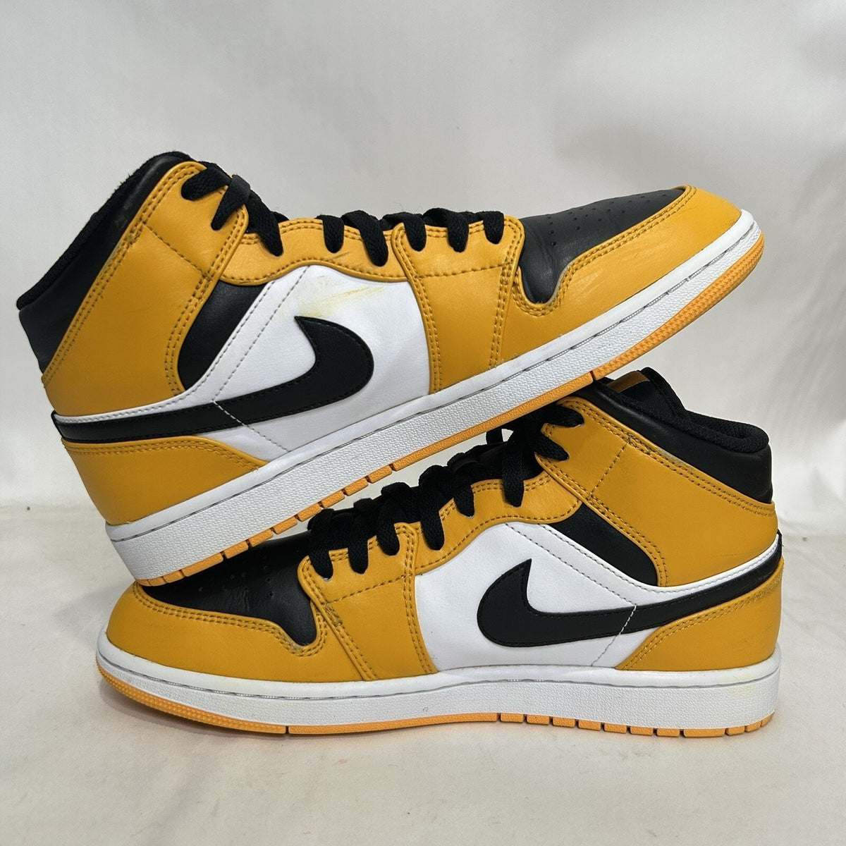 Nike Air Jordan 1 Mid “Taxi/Yellow Black”