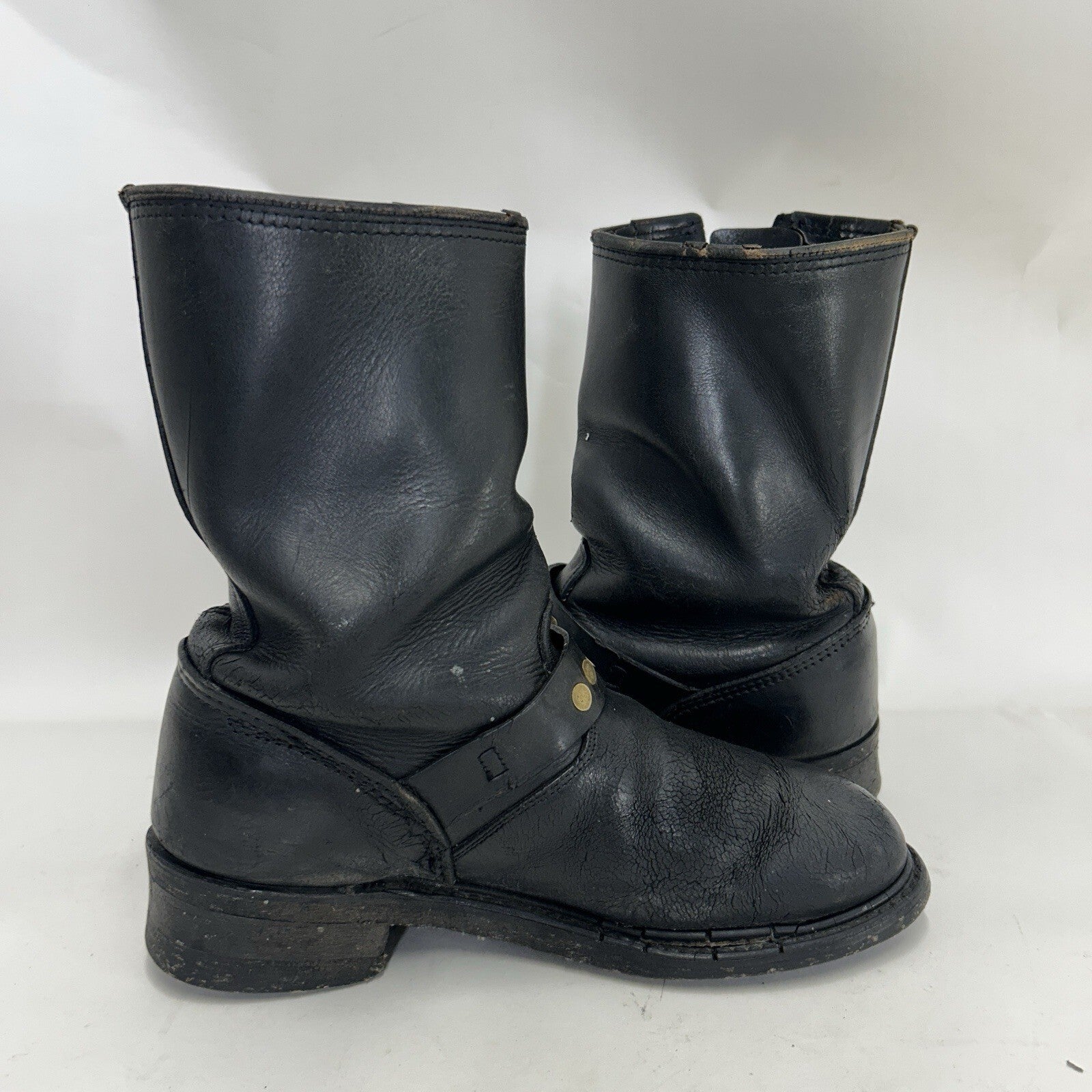 Vintage Riveted Engineer Boots Black Leather Made in USA Style 7800 Men’s 8