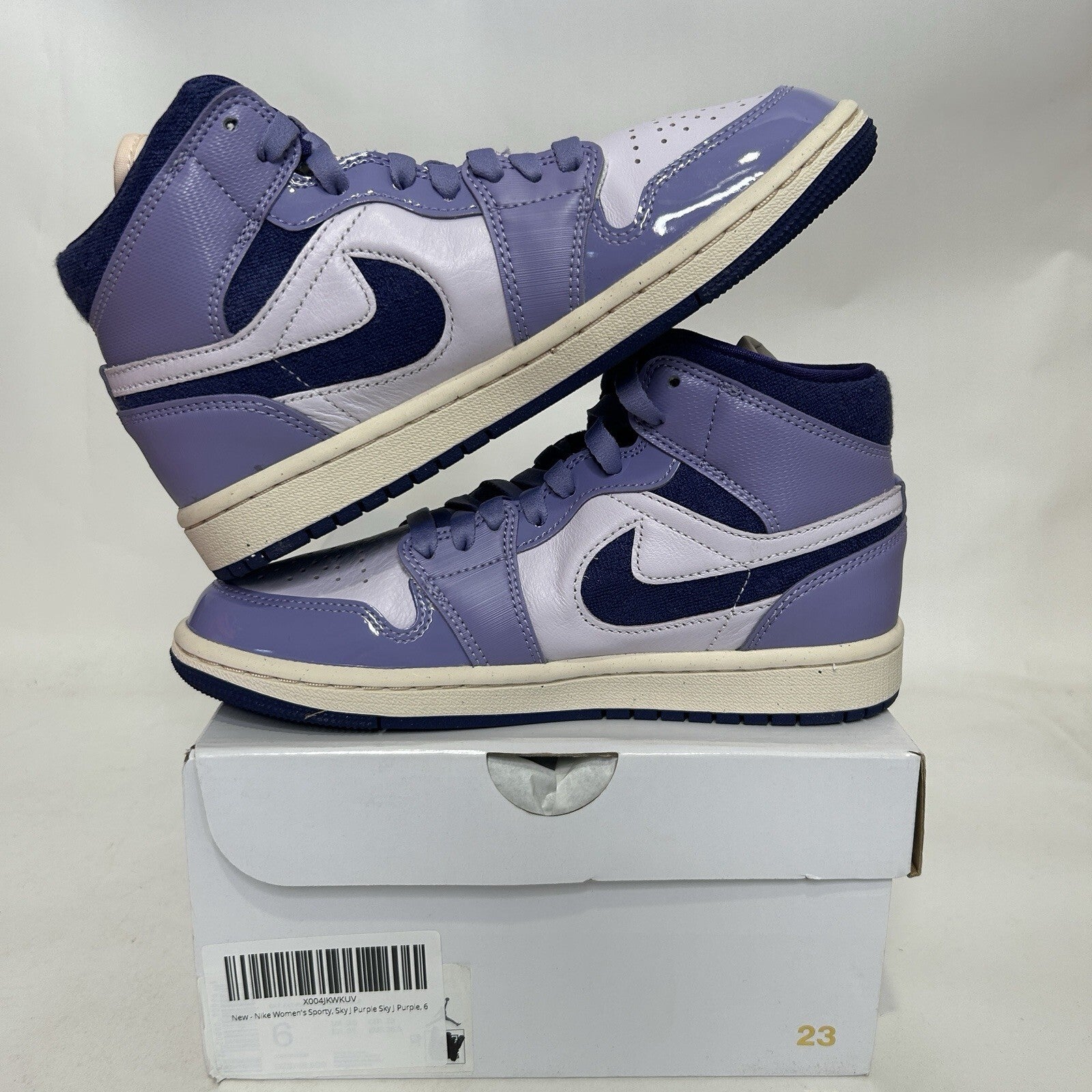 Nike Air Jordan 1 Mid SE WMNS “Light Purple Chenille” DZ3745-500 Women’s 6 New