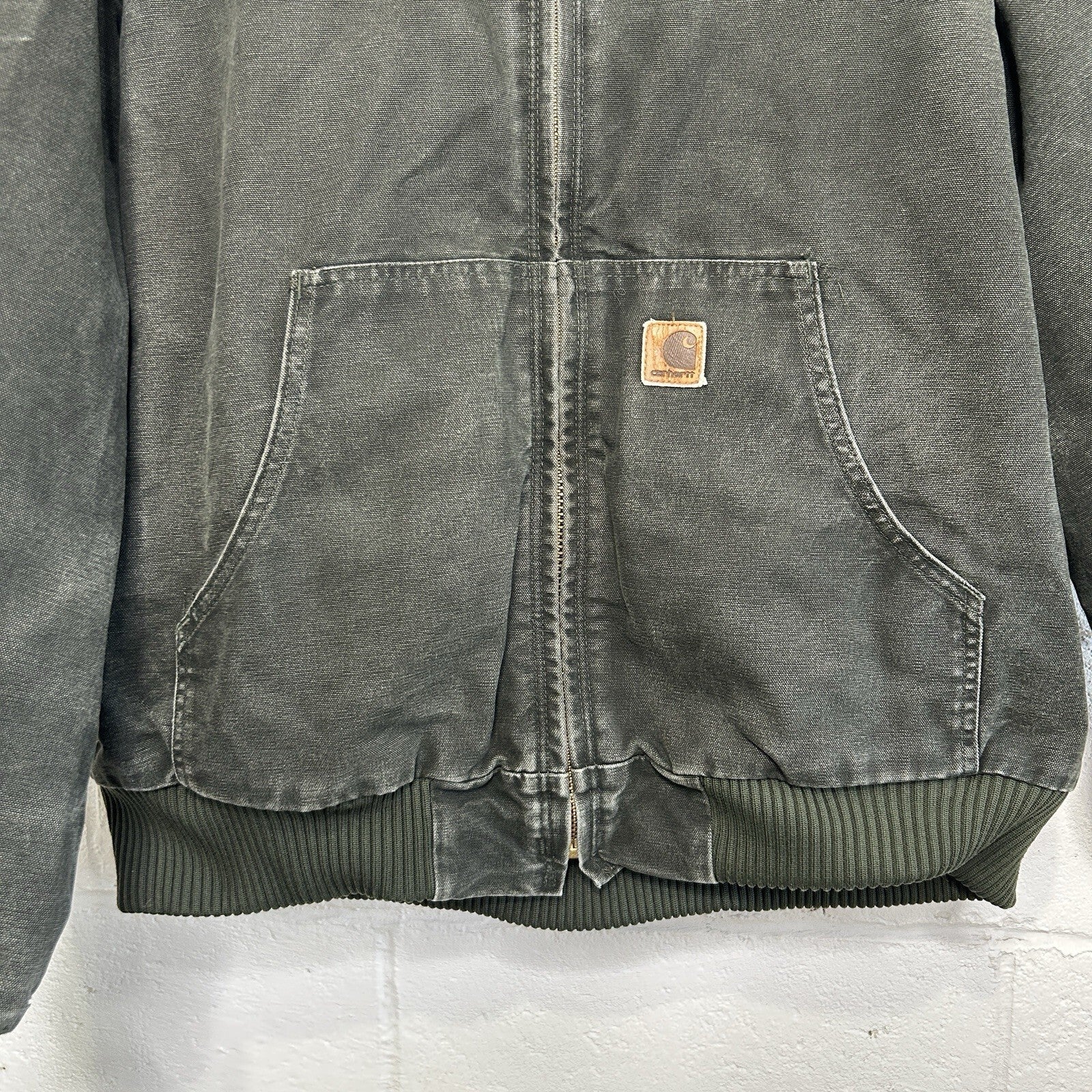 Vintage Carhartt Quilted Hooded Active Jacket “Moss” J130 MOS Men’s X-Large
