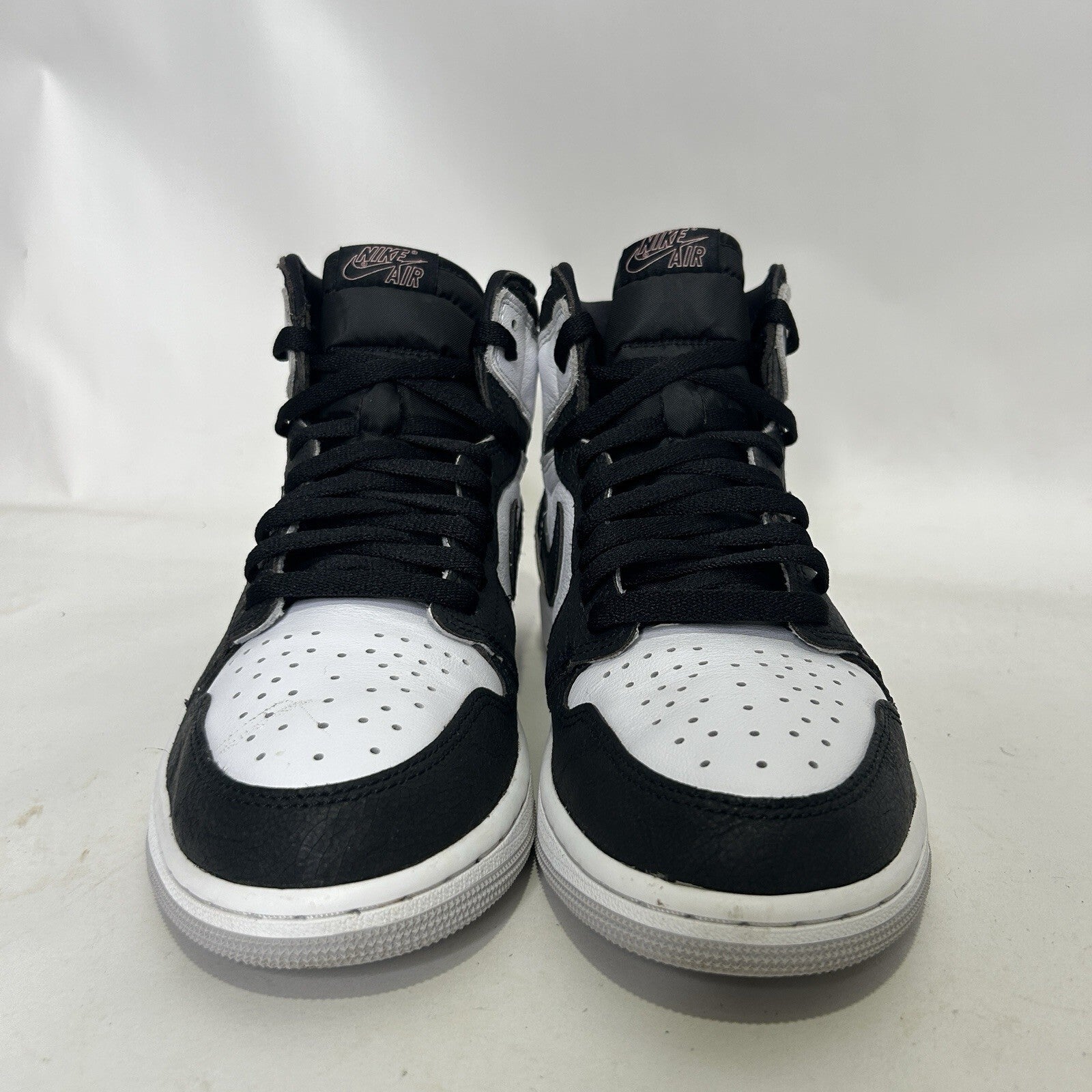 Nike Air Jordan 1 Retro High OG “Stage Haze”  555088-108 Men’s 10 Worn