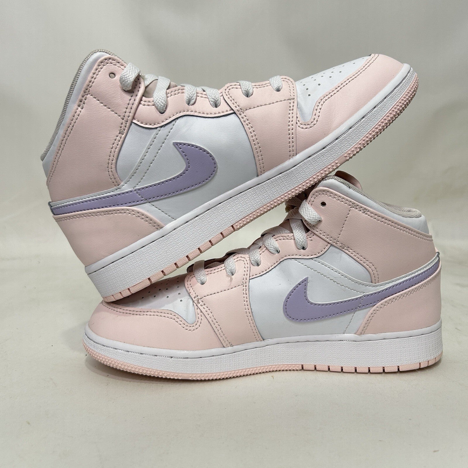 Nike Air Jordan 1 Mid Retro GS “Pink Wash Violet Frost White” FD8780-601 7Y Worn