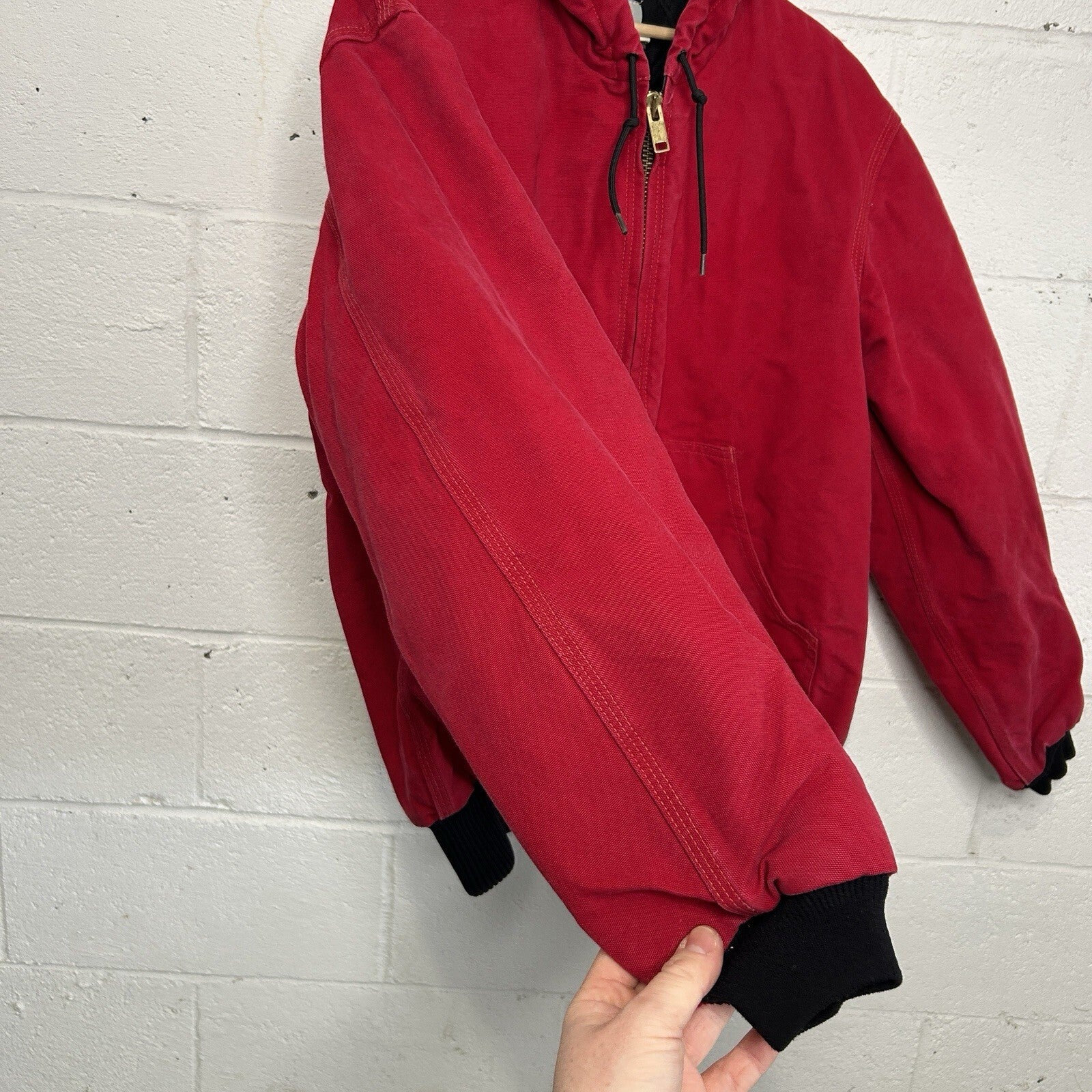 Vintage Carhartt Quilted Hooded Active Jacket “Red” J04 RED Men’s Large