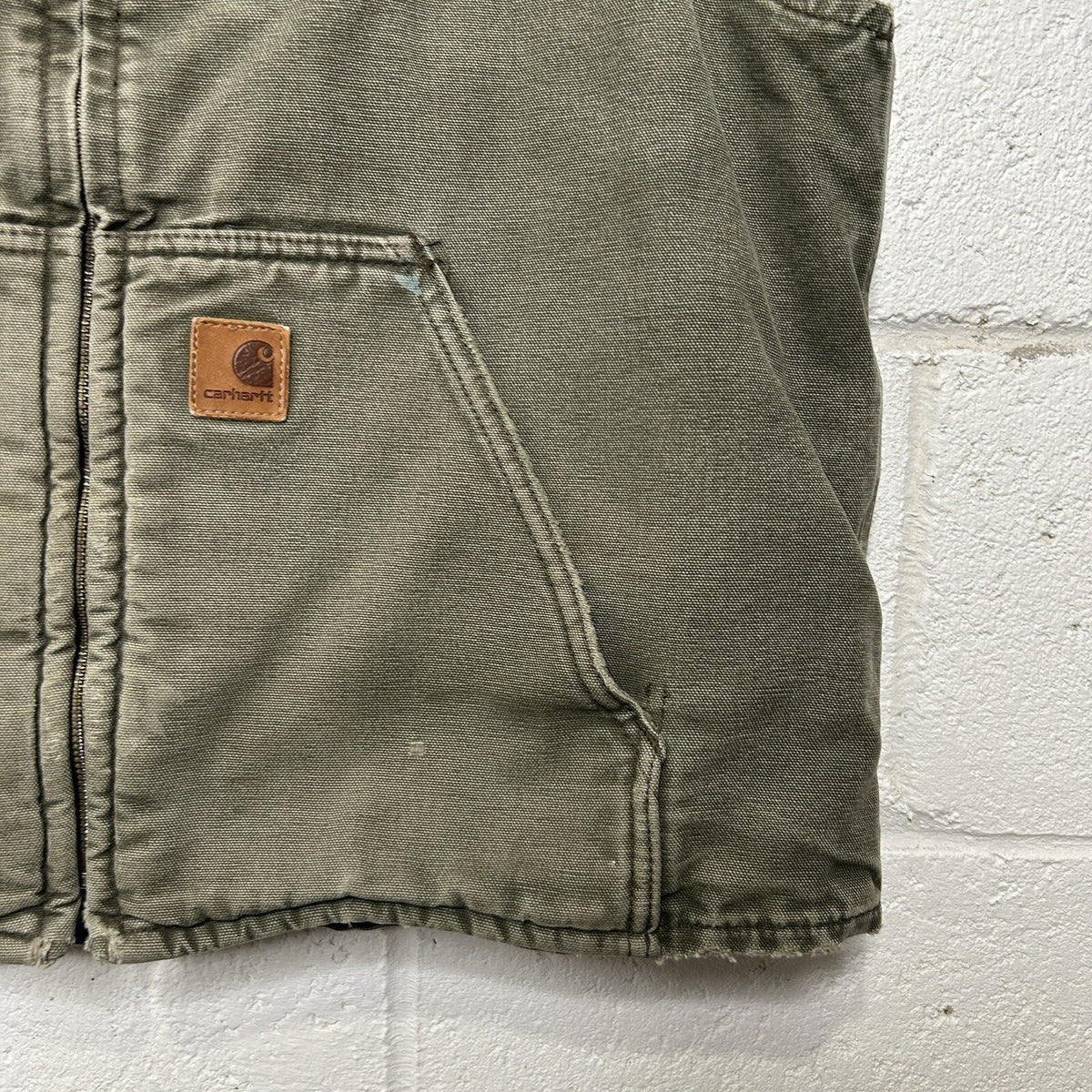 Y2K Carhartt Sherpa-Lined Vest “Army Green” V33 ARG