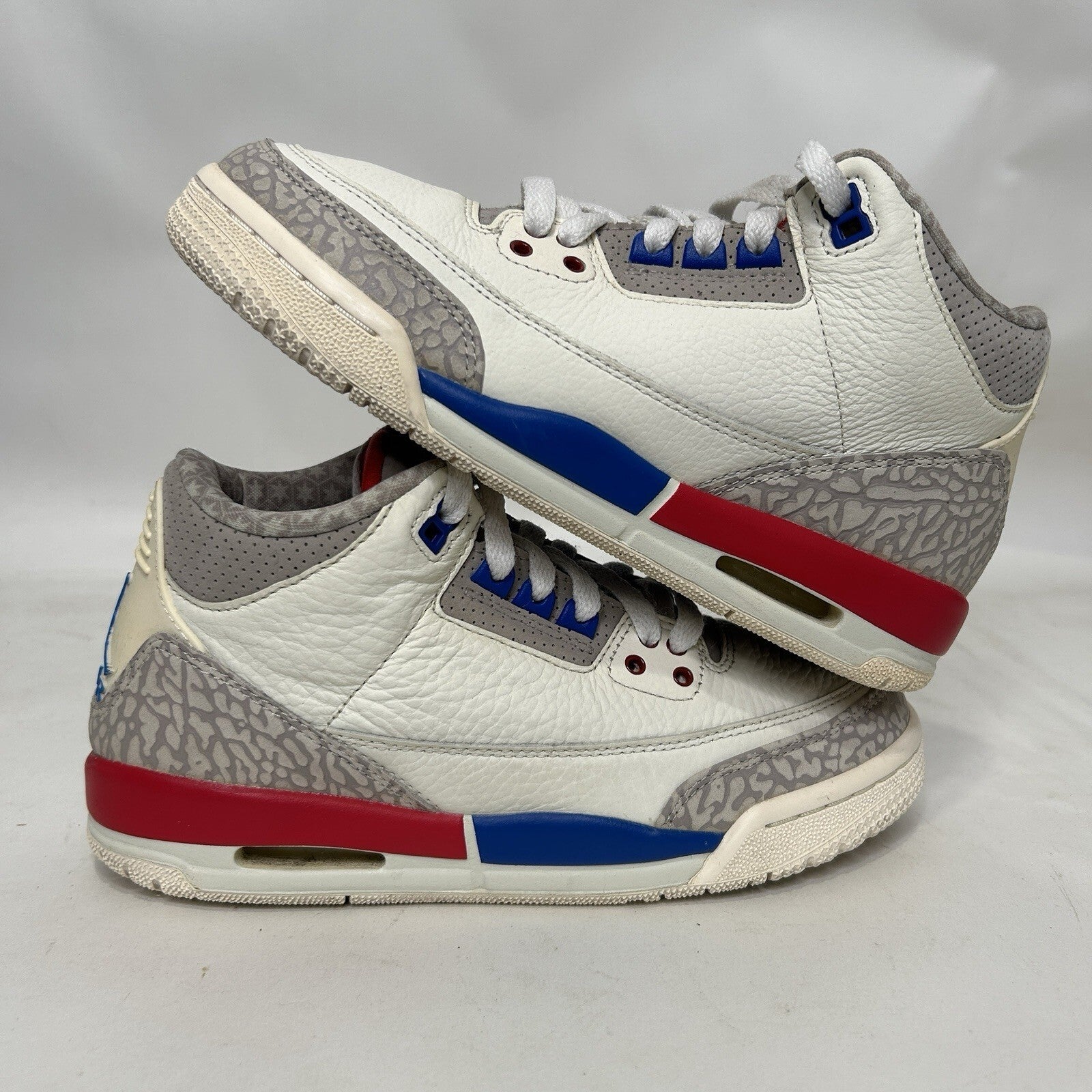 Nike Air Jordan 3 Retro GS “International Flight” 398614-140 5.5Y/Women’s 7