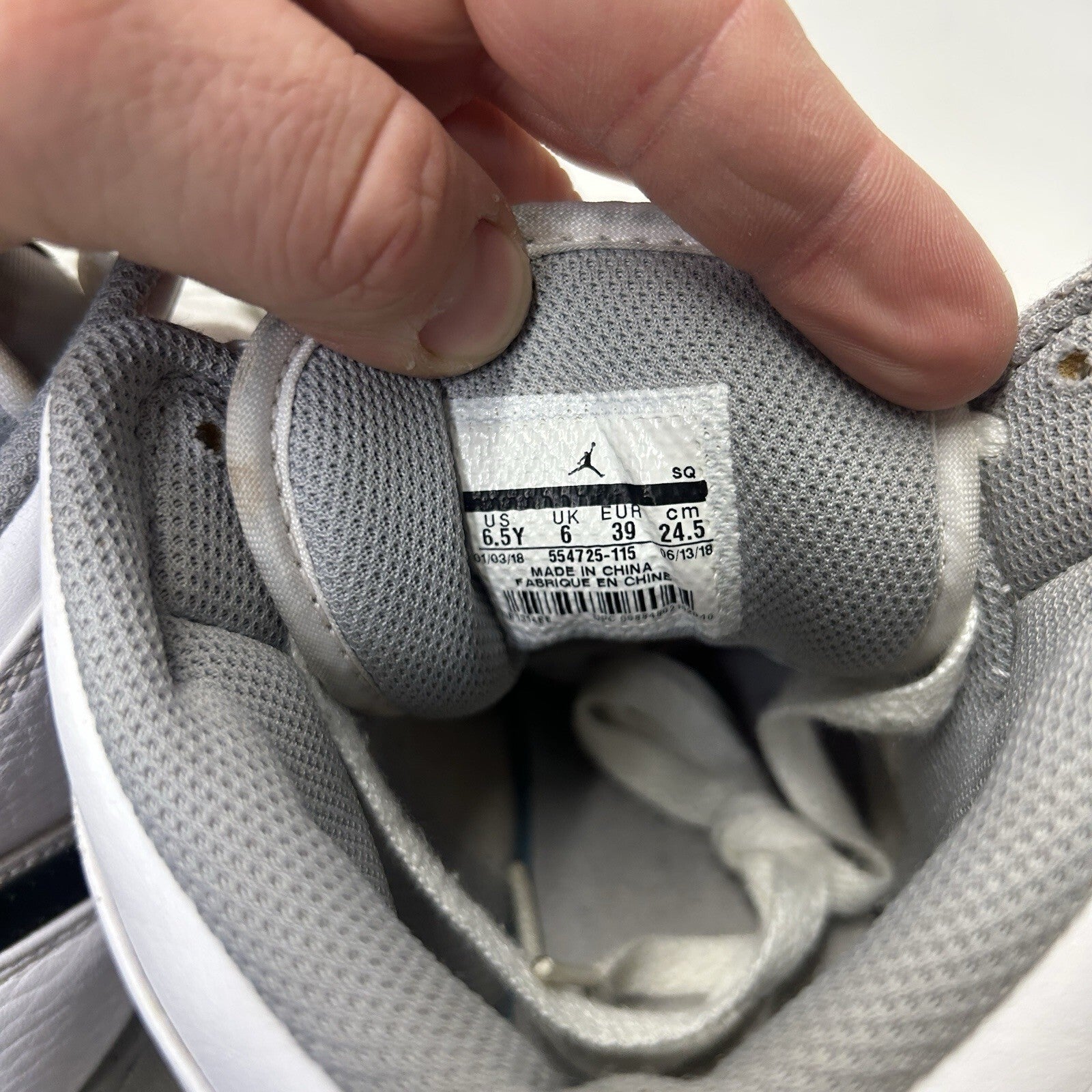 Nike Air Jordan 1 Mid Retro GS “White Cement” 554725-115 6.5Y/Women’s 8