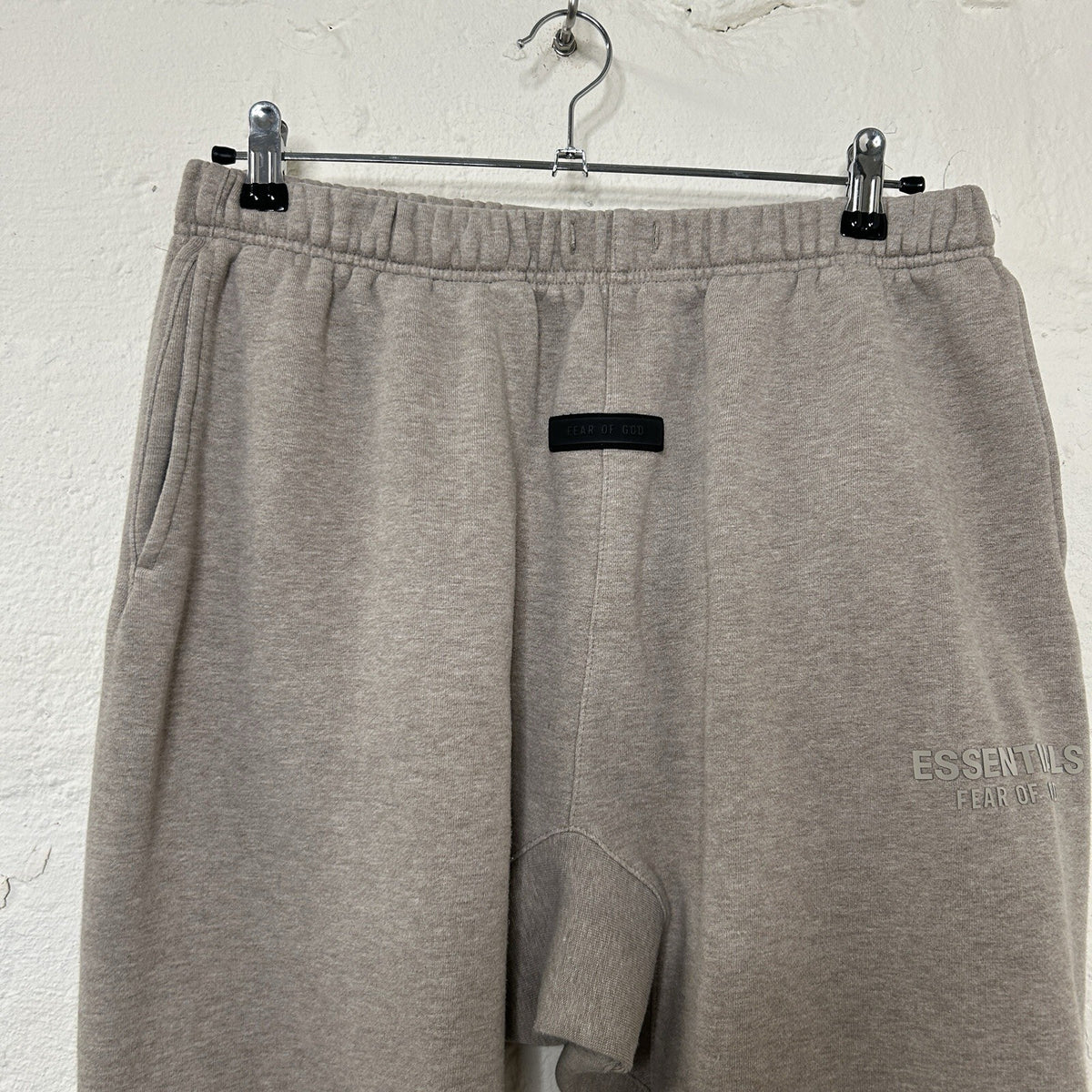 Fear of God Essentials Joggers Sweatpants “Heather Oatmeal” Men’s Medium