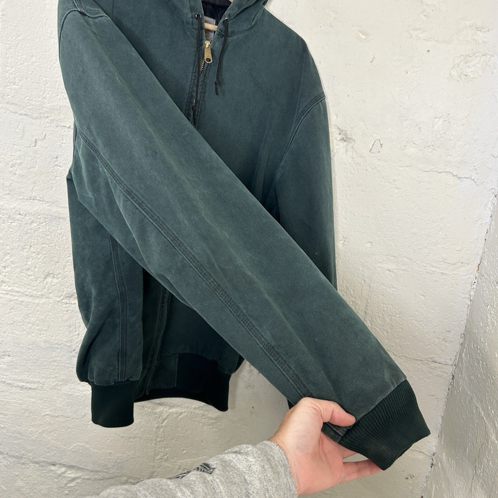 Vintage Carhartt Quilted Hooded Active Jacket “Hunter Green” J06 HTG Men’s XL