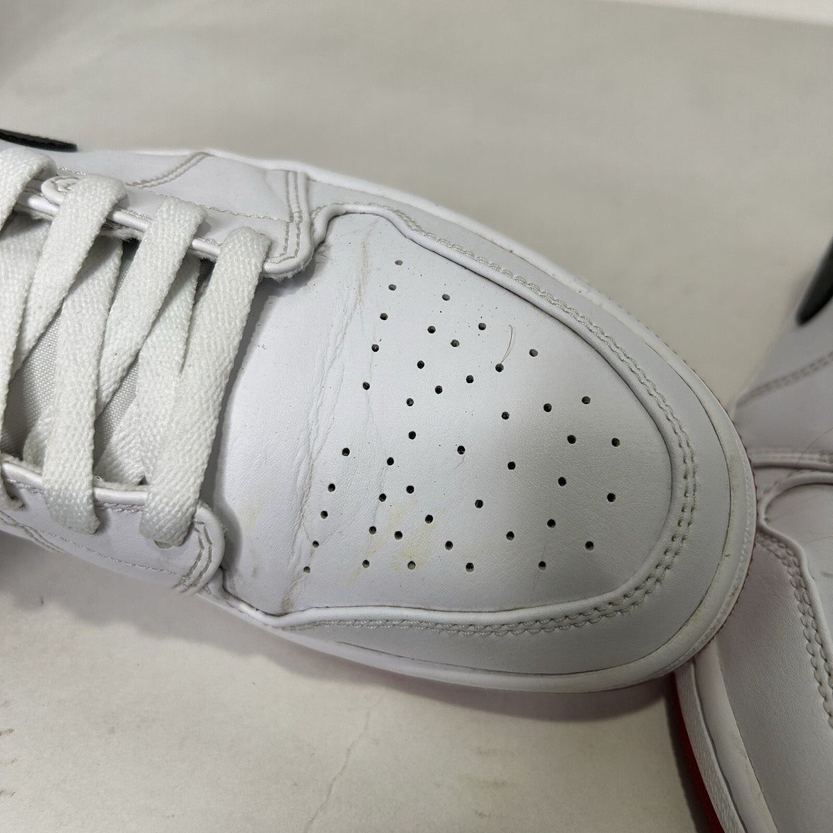 Nike Air Jordan 1 Low Retro “White University Red”