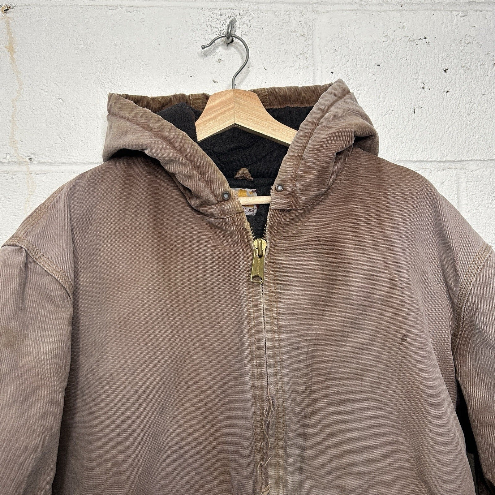 Vintage Dyed Carhartt Quilted Hooded Active Jacket “Brown” J140 BRN Men’s Large