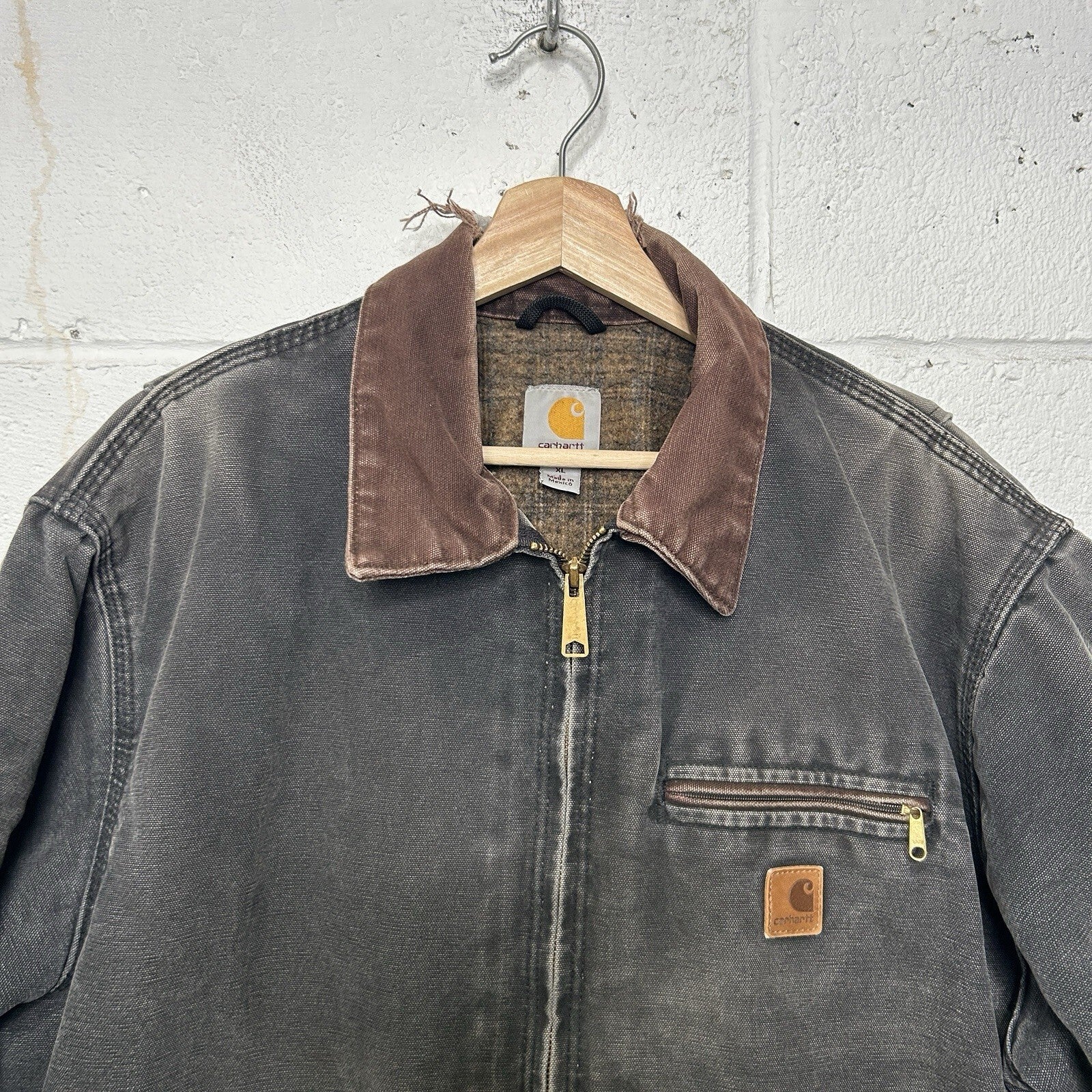 Vintage Distressed Blanketed Carhartt Detroit Jacket “Black” J97 BLK Men’s XL