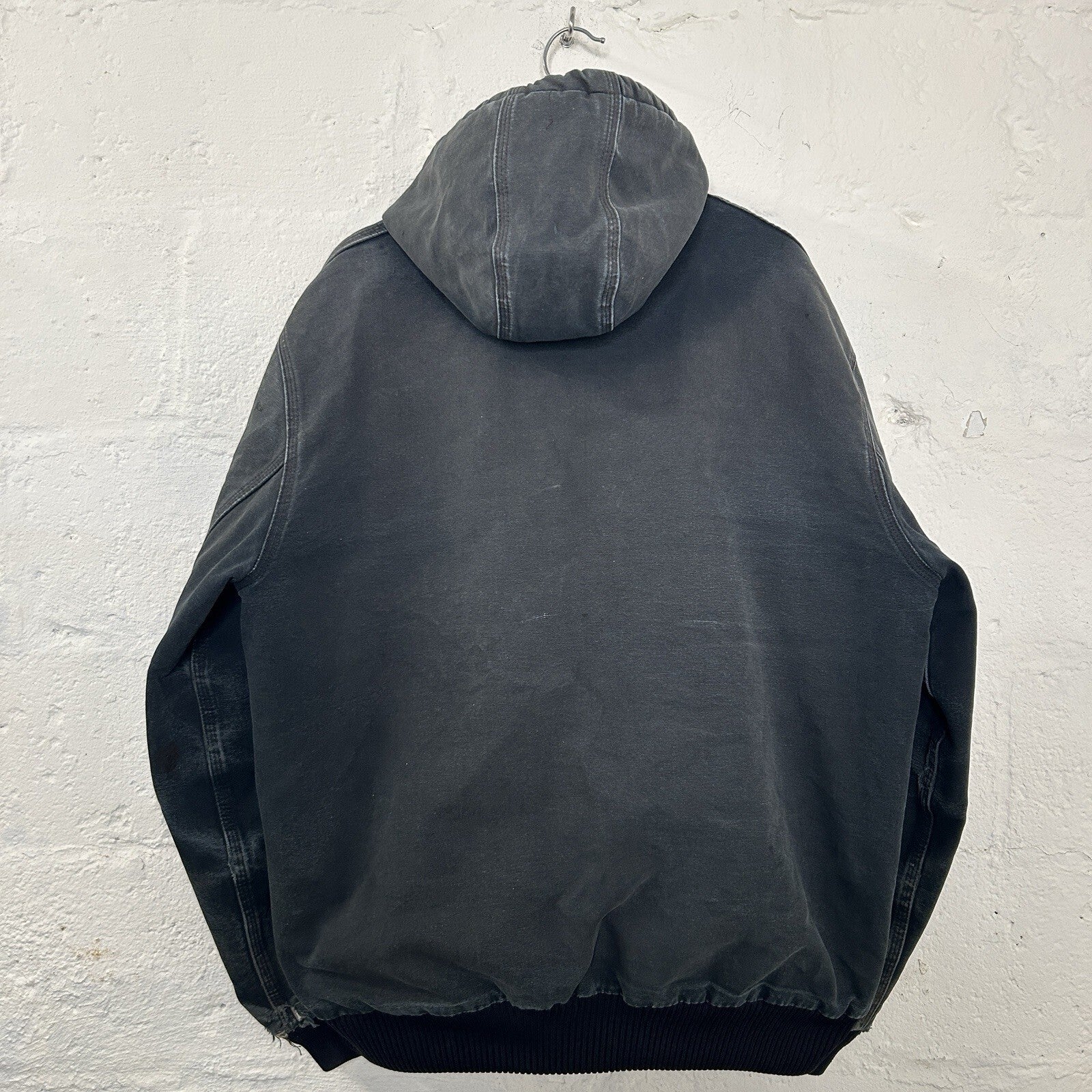 Vintage Faded Carhartt Quilted Active Jacket “Black” J140 BLK Men’s X-Large
