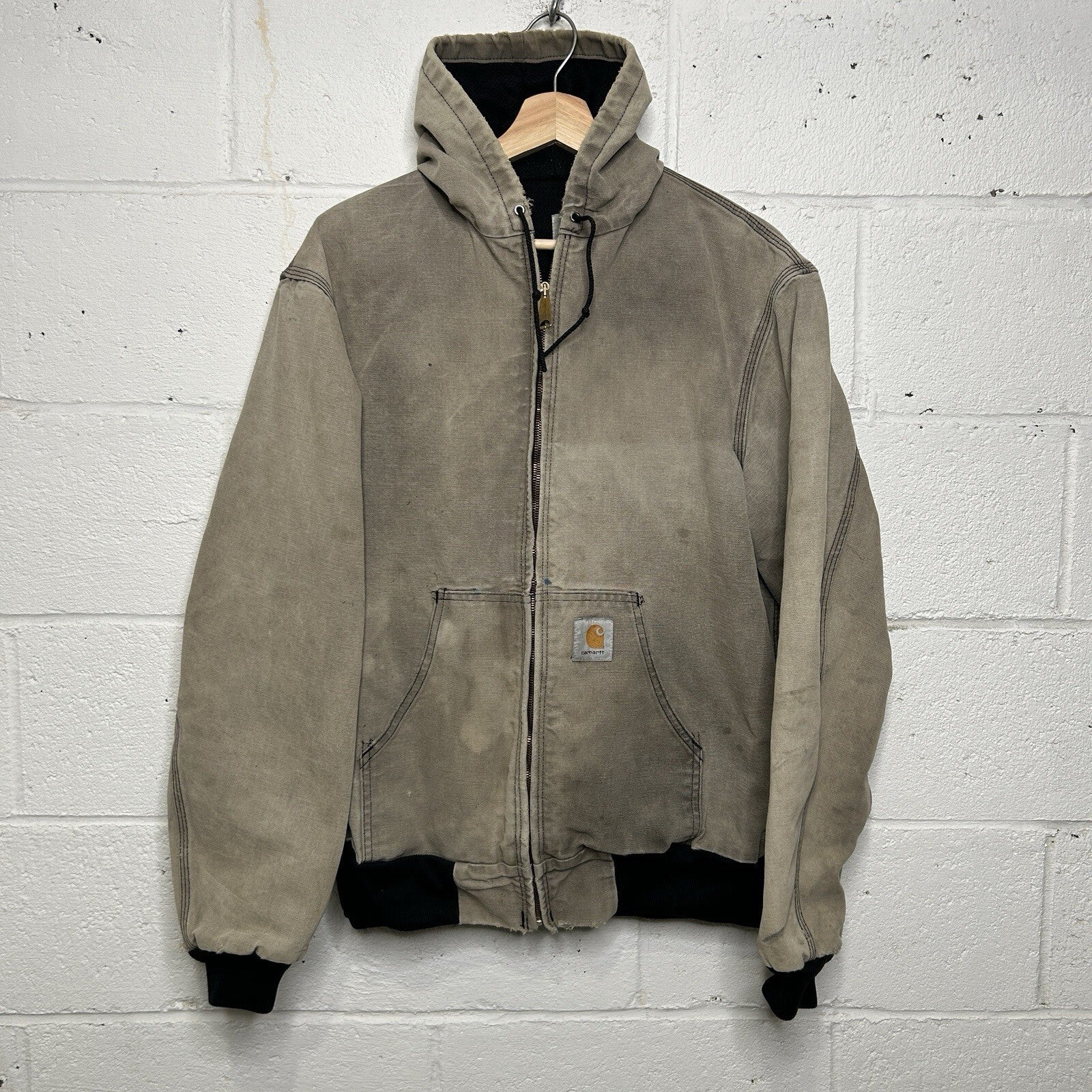 Faded Vintage Carhartt Thermal-Lined Hooded Active Jacket “Black” Men’s Small