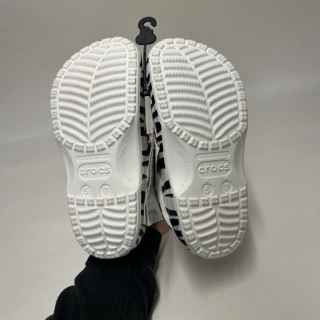 Crocs  Unisex Classic Animal Print Clog Zebra “Black White” Men’s 5/Women 7 New