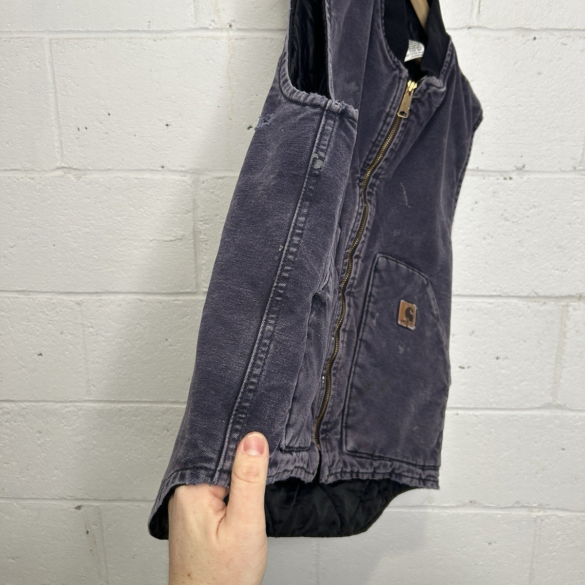 Vintage Faded Carhartt Quilted Artic Vest “Midnight Blue” V02 MDT Men’s Large